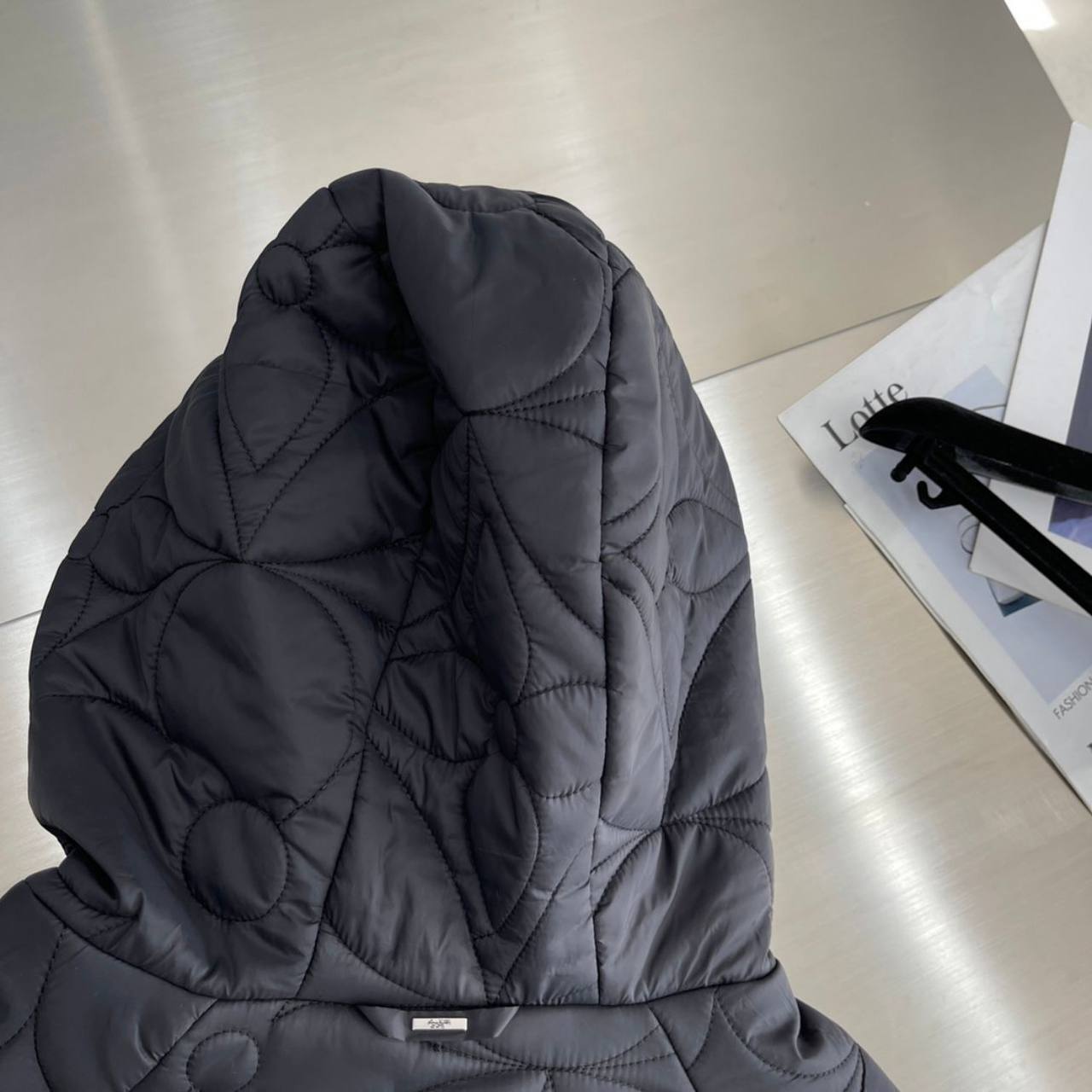 Куртка двусторонняя Louis Vuitton BP-23546 стильная Куртка двусторонняя Louis Vuitton BP-23546 стильная