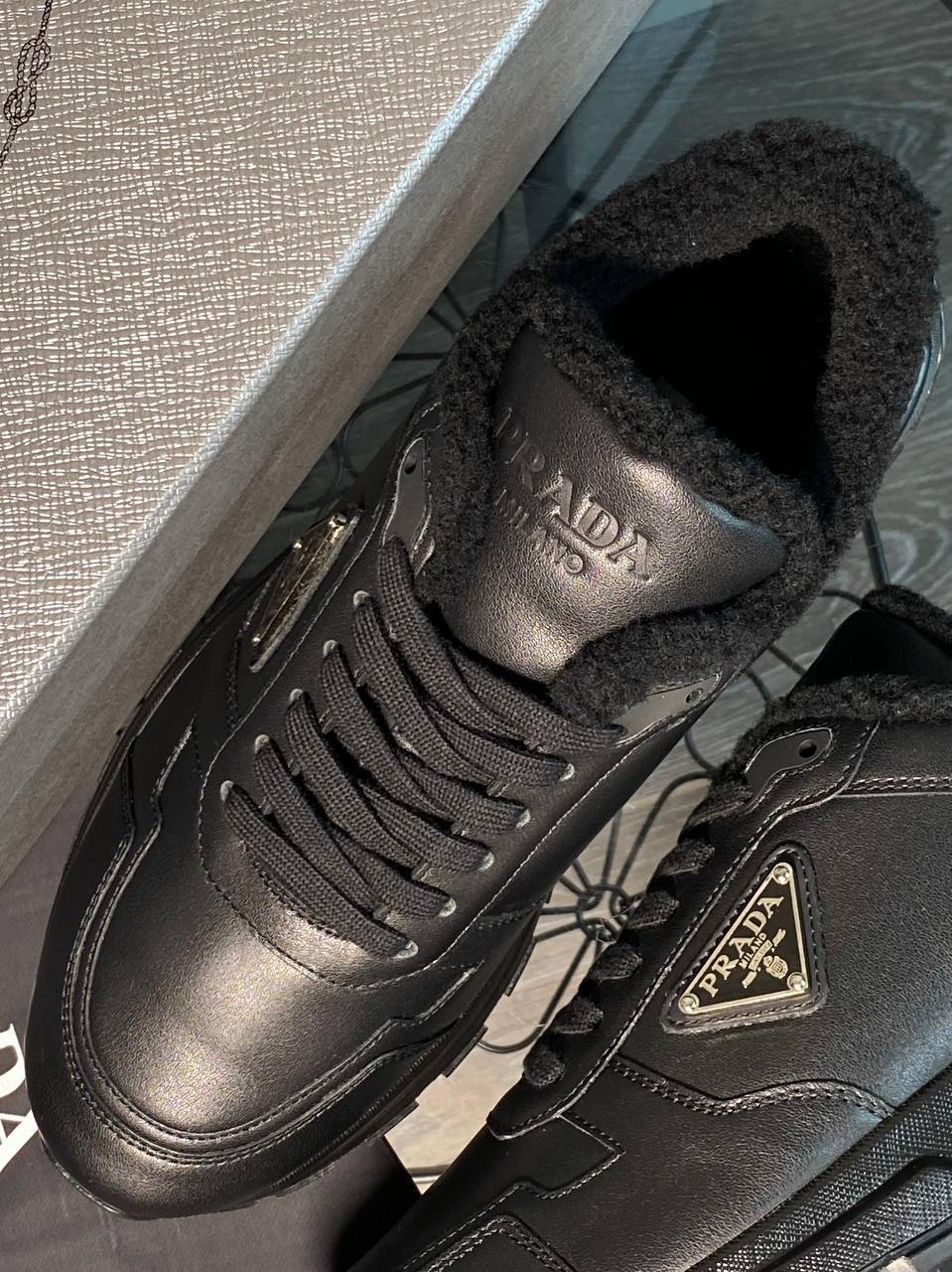 Кроссовки стильные Prada BP-42893 Кроссовки стильные Prada BP-42893