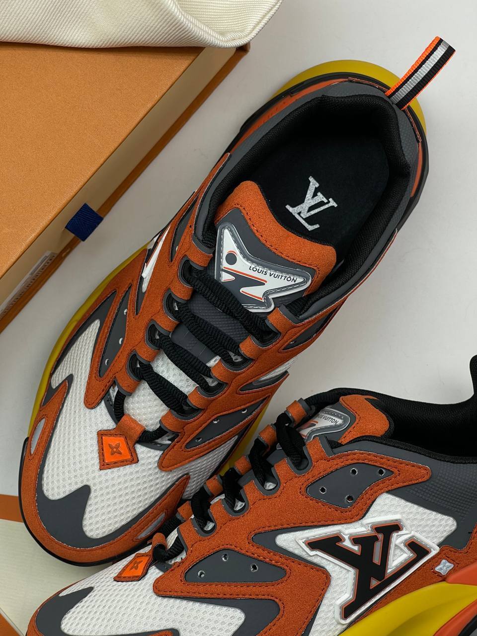 Louis Vuitton кроссовки BP-17691 стильные Louis Vuitton кроссовки BP-17691 стильные