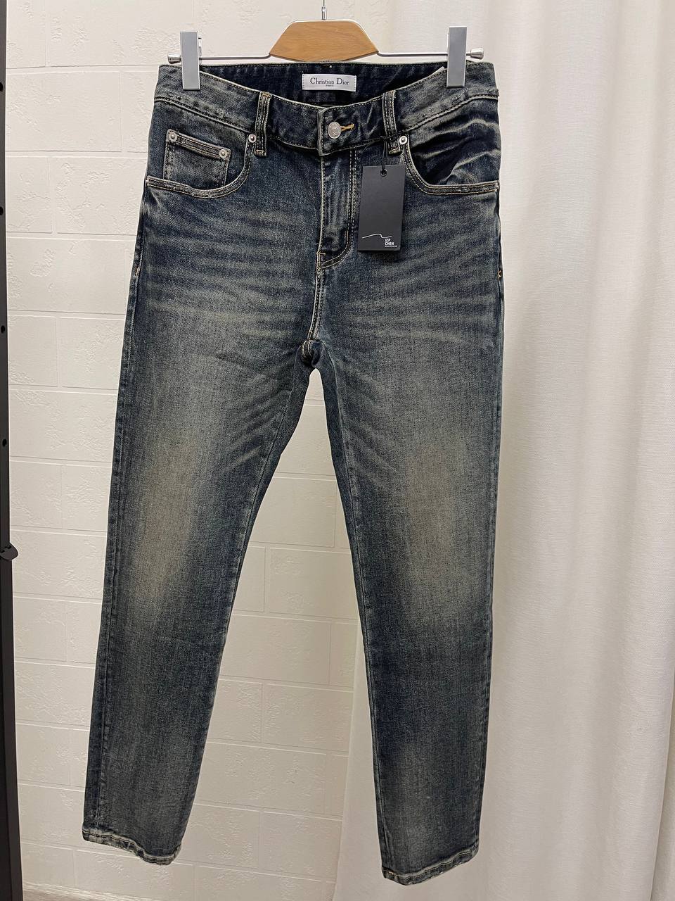 Джинсы стильные Christian Dior BP-45951 Джинсы стильные Christian Dior BP-45951