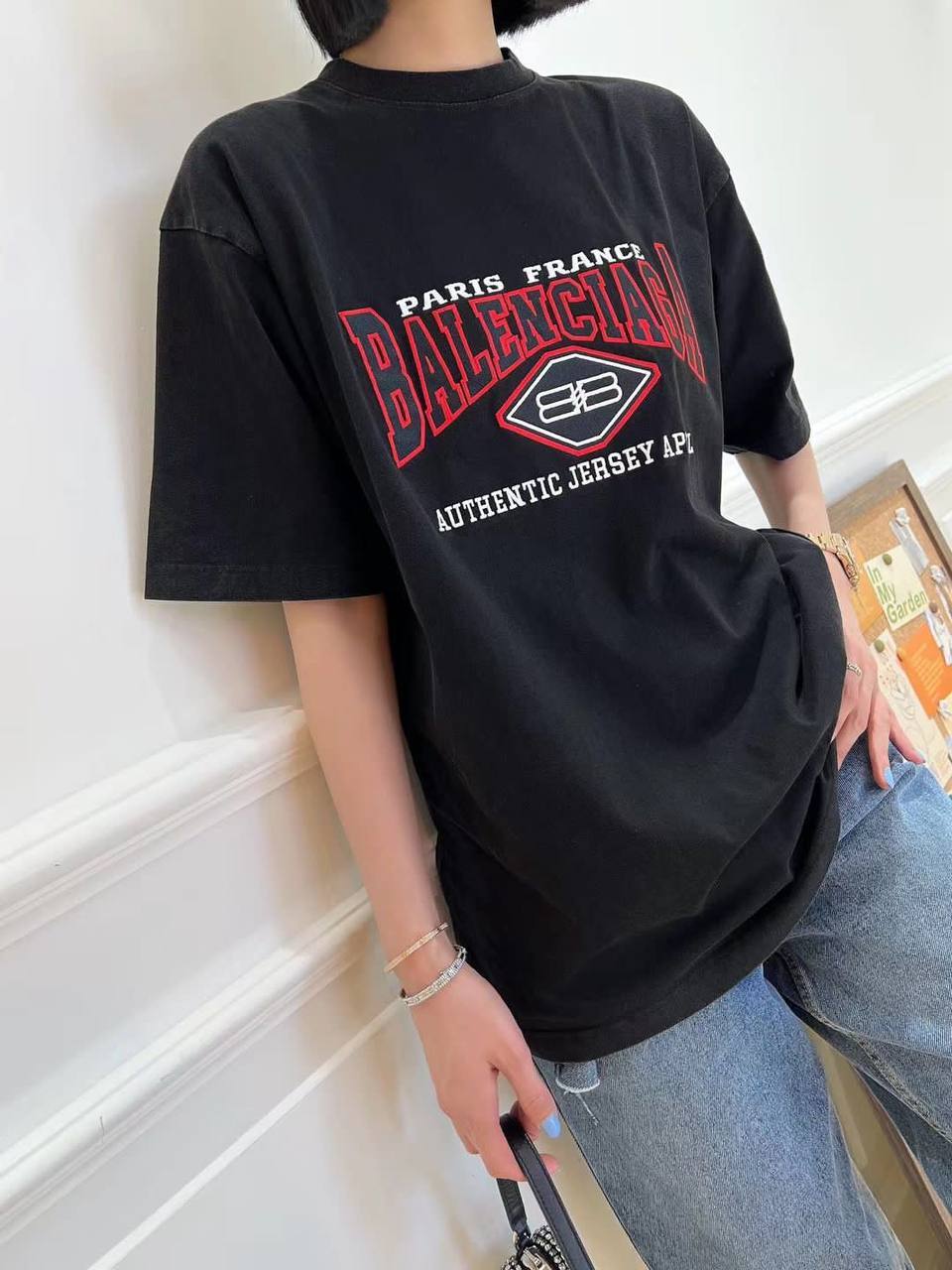 Balenciaga дизайнерская футболка BP-13244 Balenciaga дизайнерская футболка BP-13244