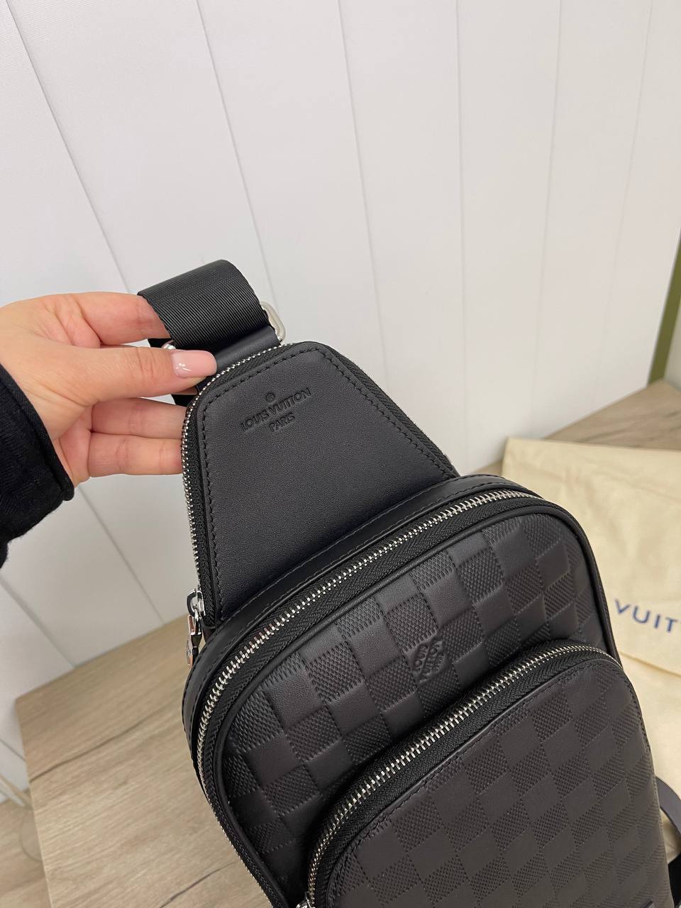 Сумка-слинг элегантная Louis Vuitton BP-27118 Сумка-слинг элегантная Louis Vuitton BP-27118