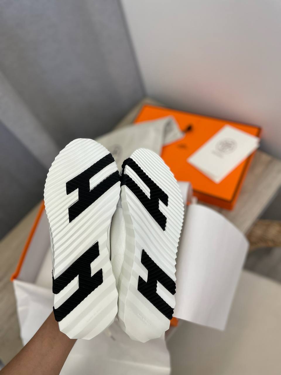 Трендовые кроссовки Hermes BP-33667 Трендовые кроссовки Hermes BP-33667