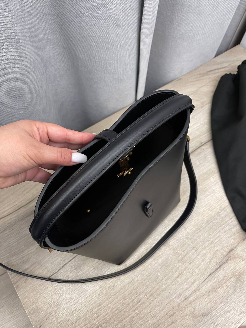 Коллекционная сумка Yves Saint Laurent BP-42155 Коллекционная сумка Yves Saint Laurent BP-42155