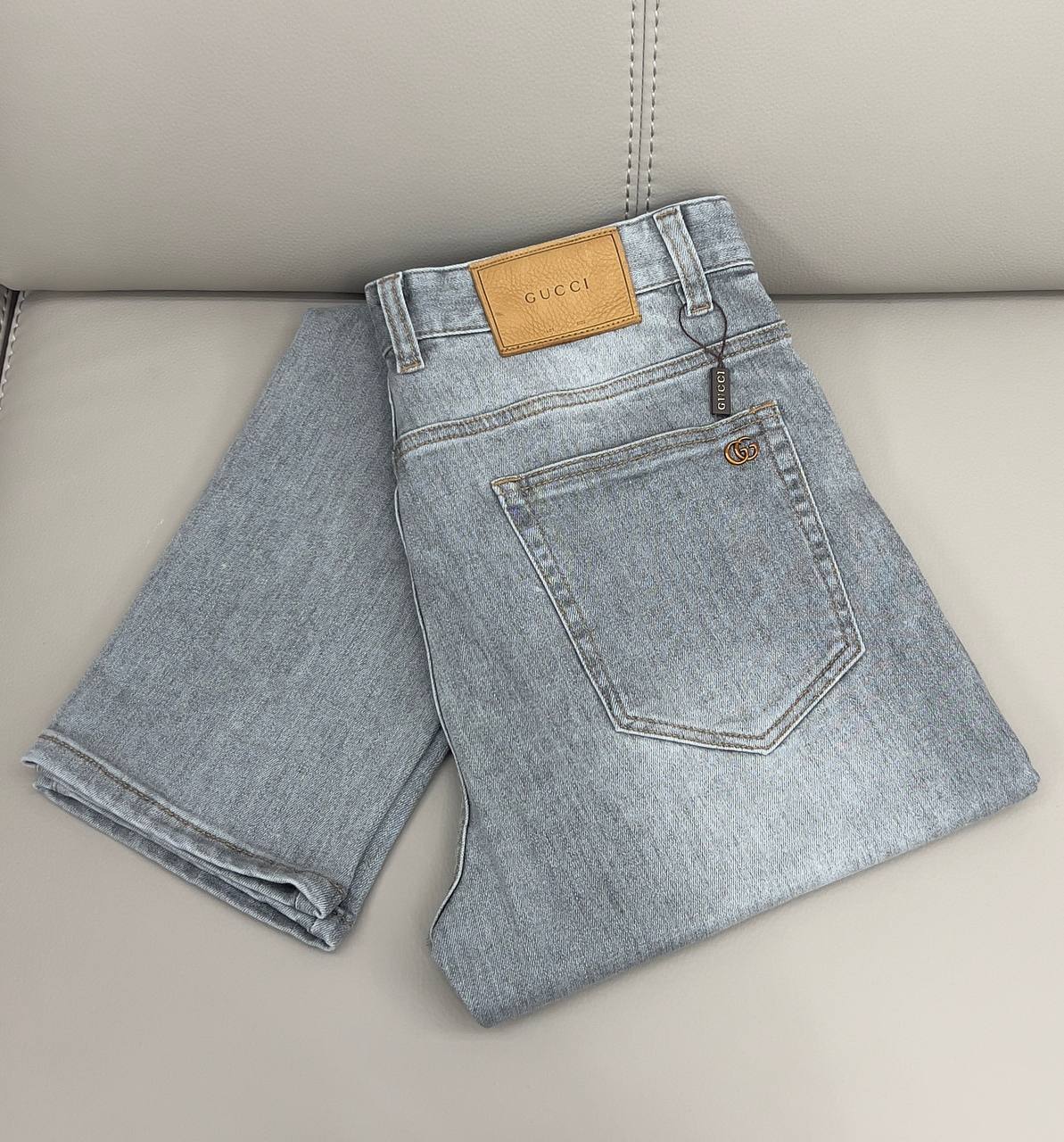 Джинсы Gucci BP-42249 стильные Джинсы Gucci BP-42249 стильные