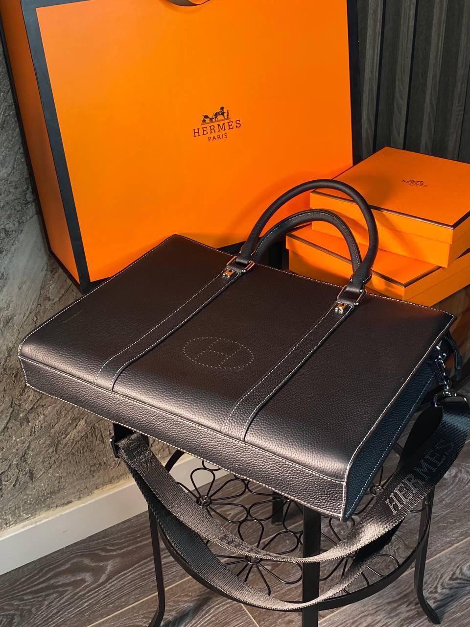 Портфель Hermes стильный BP-43120 Портфель Hermes стильный BP-43120