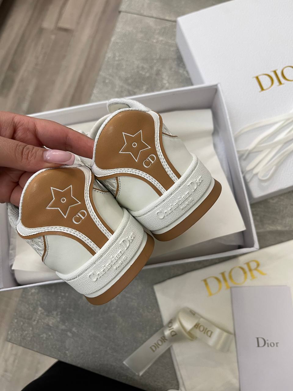 Премиум кроссовки Christian Dior BP-49943 Премиум кроссовки Christian Dior BP-49943