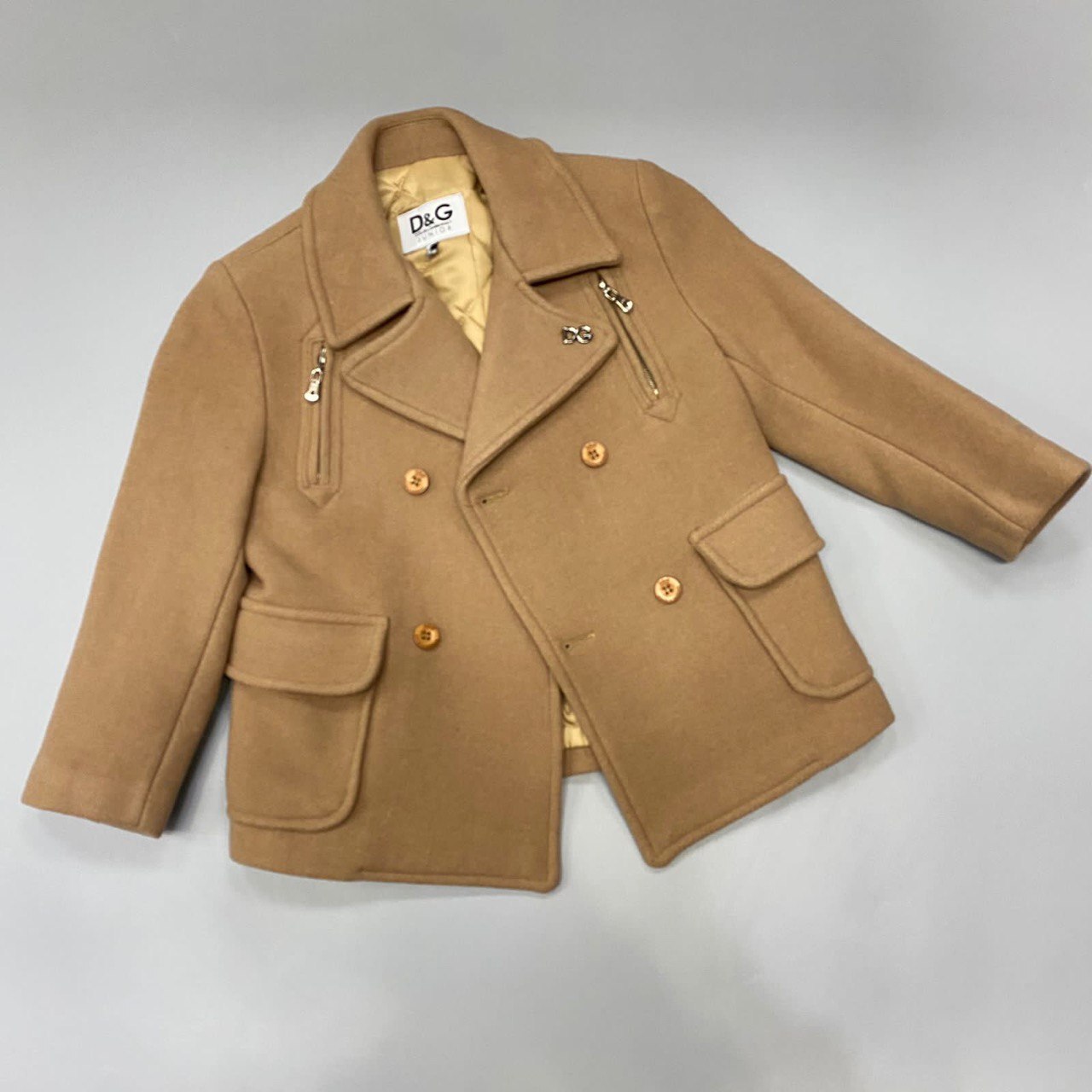 Пальто лимитное Dolce & Gabbana BP-28945 Пальто лимитное Dolce & Gabbana BP-28945