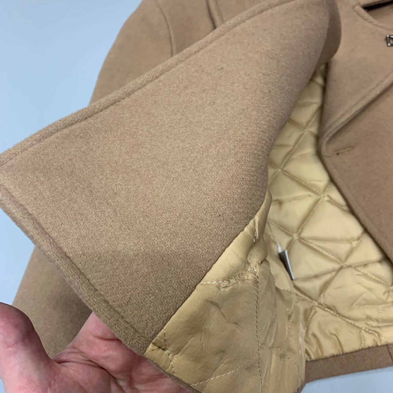 Пальто лимитное Dolce & Gabbana BP-28945 Пальто лимитное Dolce & Gabbana BP-28945