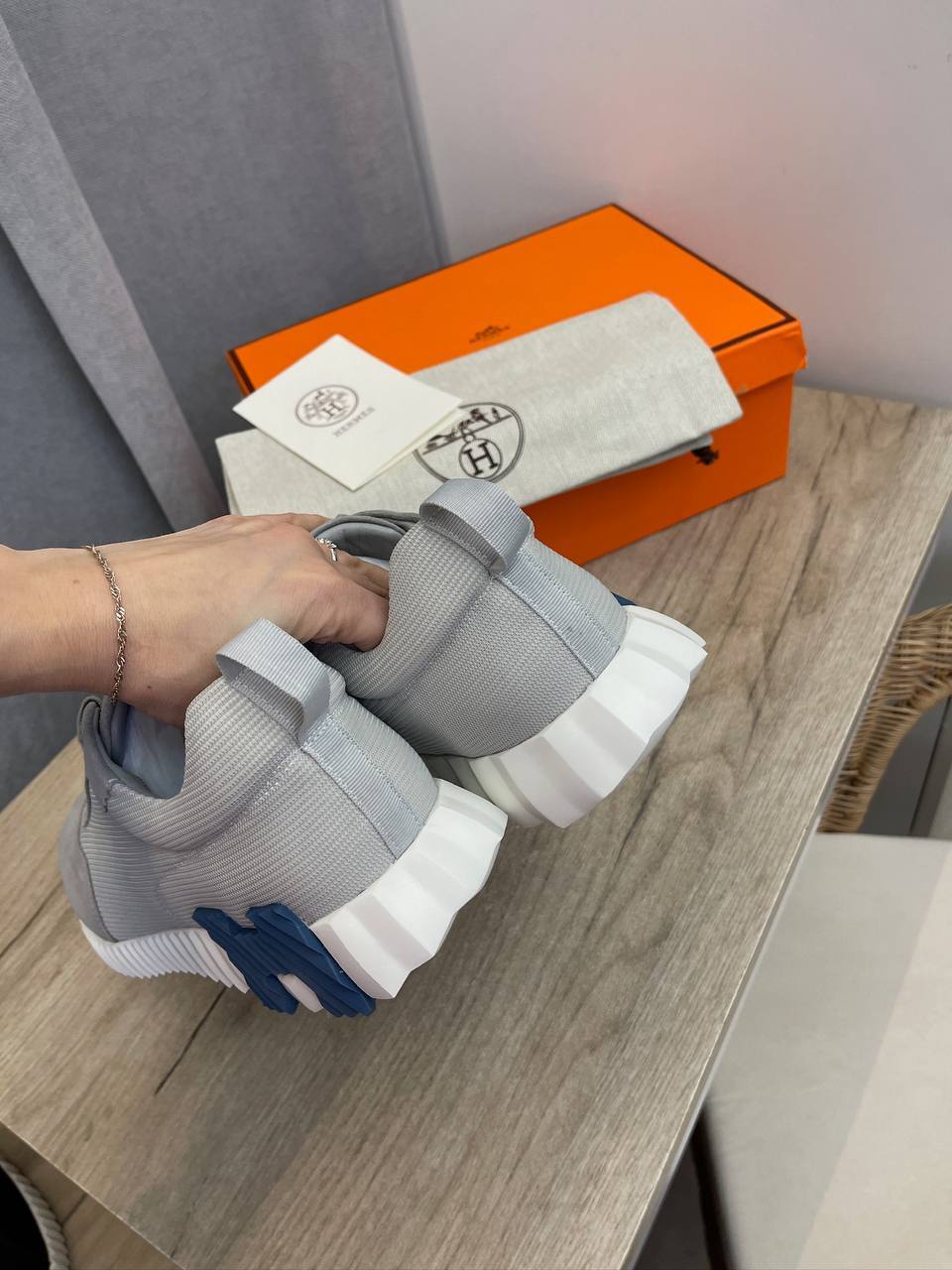 Кроссовки стильные Hermes BP-49760 Кроссовки стильные Hermes BP-49760