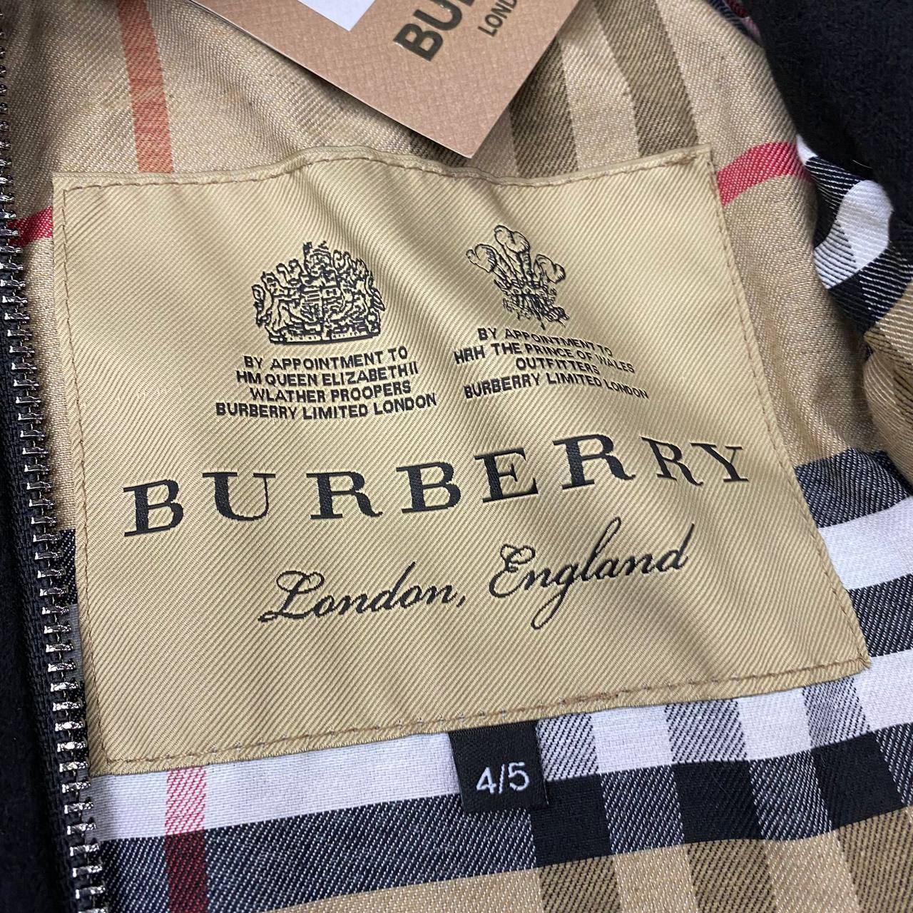 Бомбер премиальный Burberry BP-16013 Бомбер премиальный Burberry BP-16013