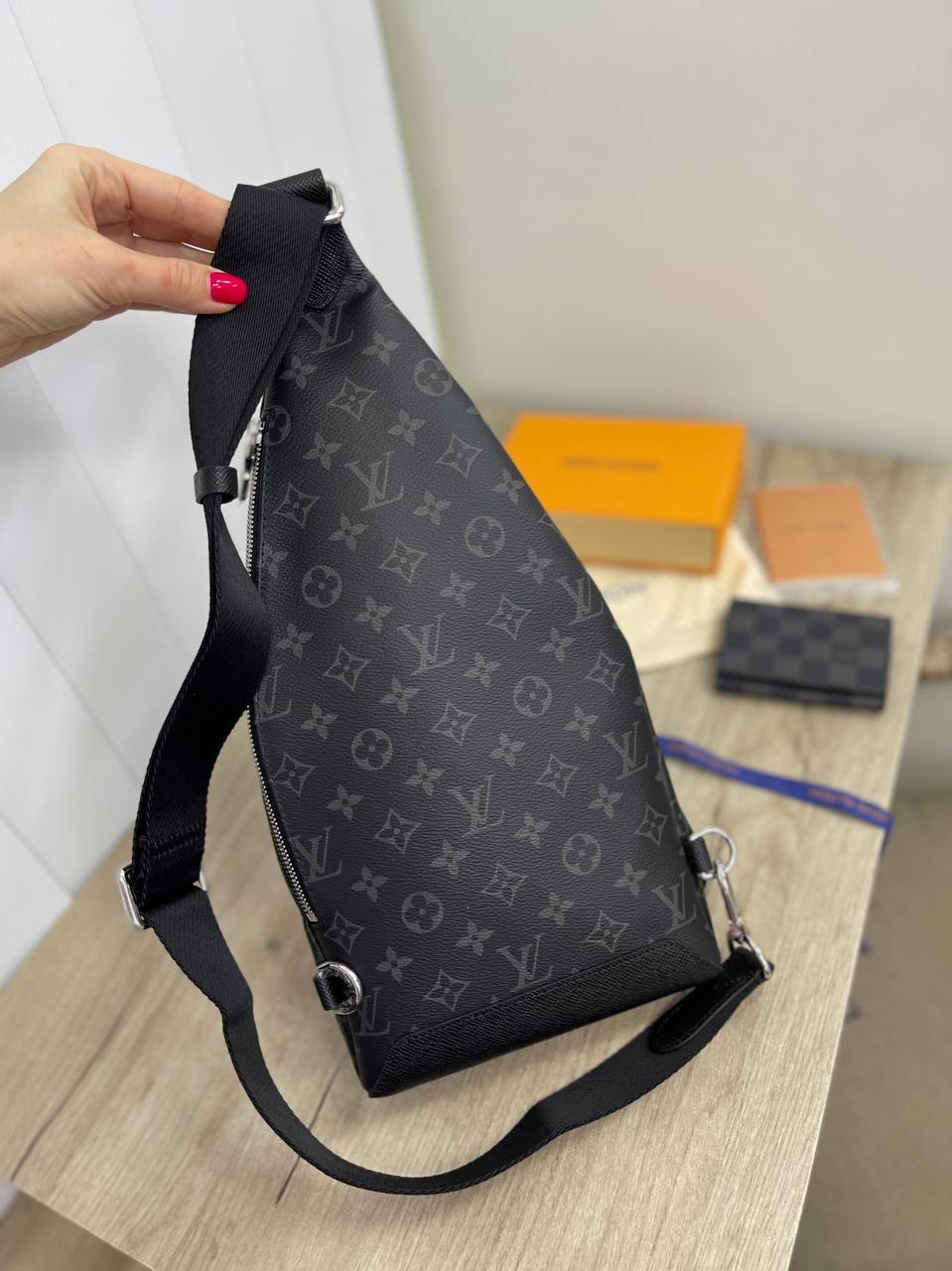 Сумка-слинг элегантная Louis Vuitton BP-30805 Сумка-слинг элегантная Louis Vuitton BP-30805