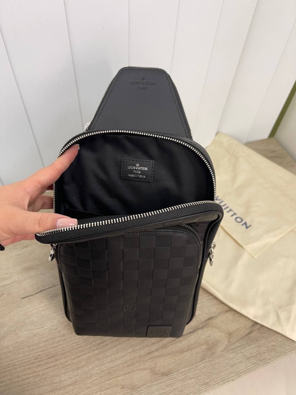 Сумка-слинг элегантная Louis Vuitton BP-27118 Сумка-слинг элегантная Louis Vuitton BP-27118