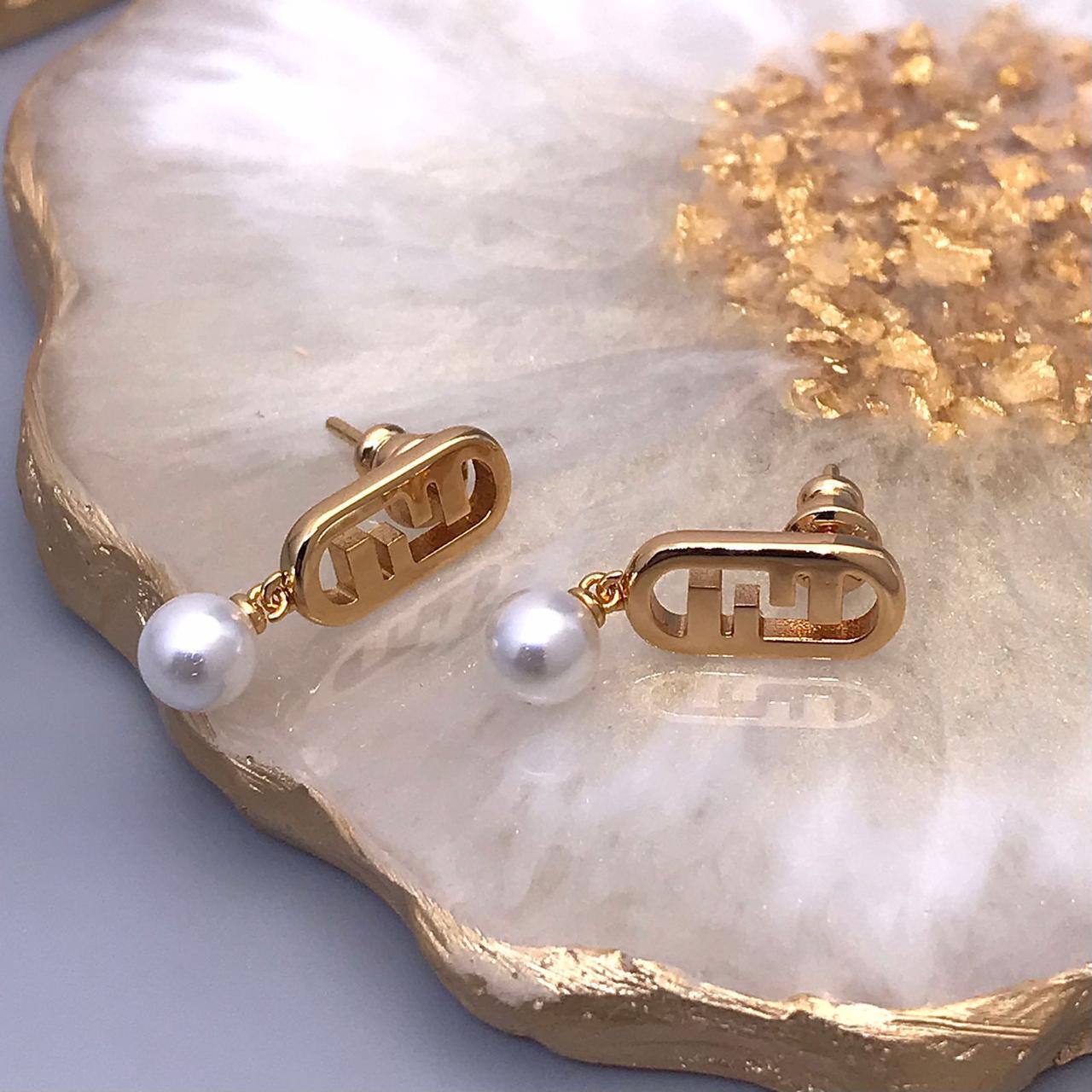 Коллекционные серьги Fendi BP-28552 Коллекционные серьги Fendi BP-28552