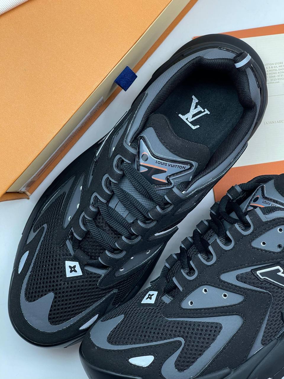 Louis Vuitton мужские кроссовки BP-42026 Louis Vuitton мужские кроссовки BP-42026