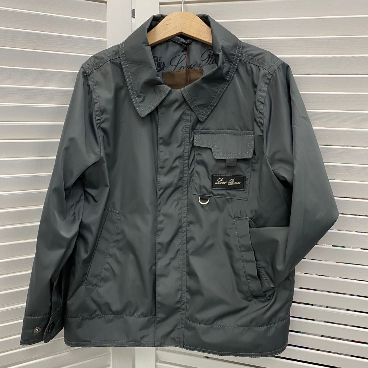 Dolce & Gabbana стильная ветровка BP-29970 Dolce & Gabbana стильная ветровка BP-29970