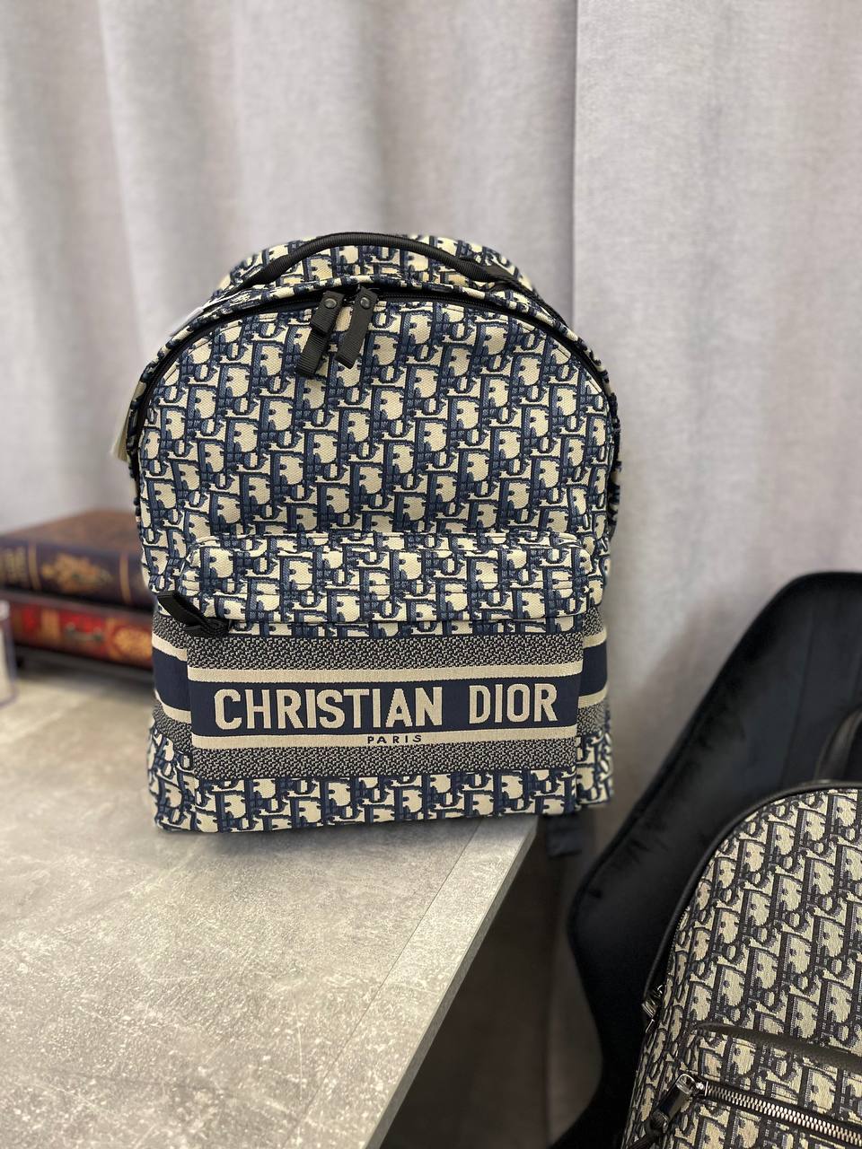 Рюкзак 32*25 cm элитный Christian Dior BP-42145 Рюкзак 32*25 cm элитный Christian Dior BP-42145