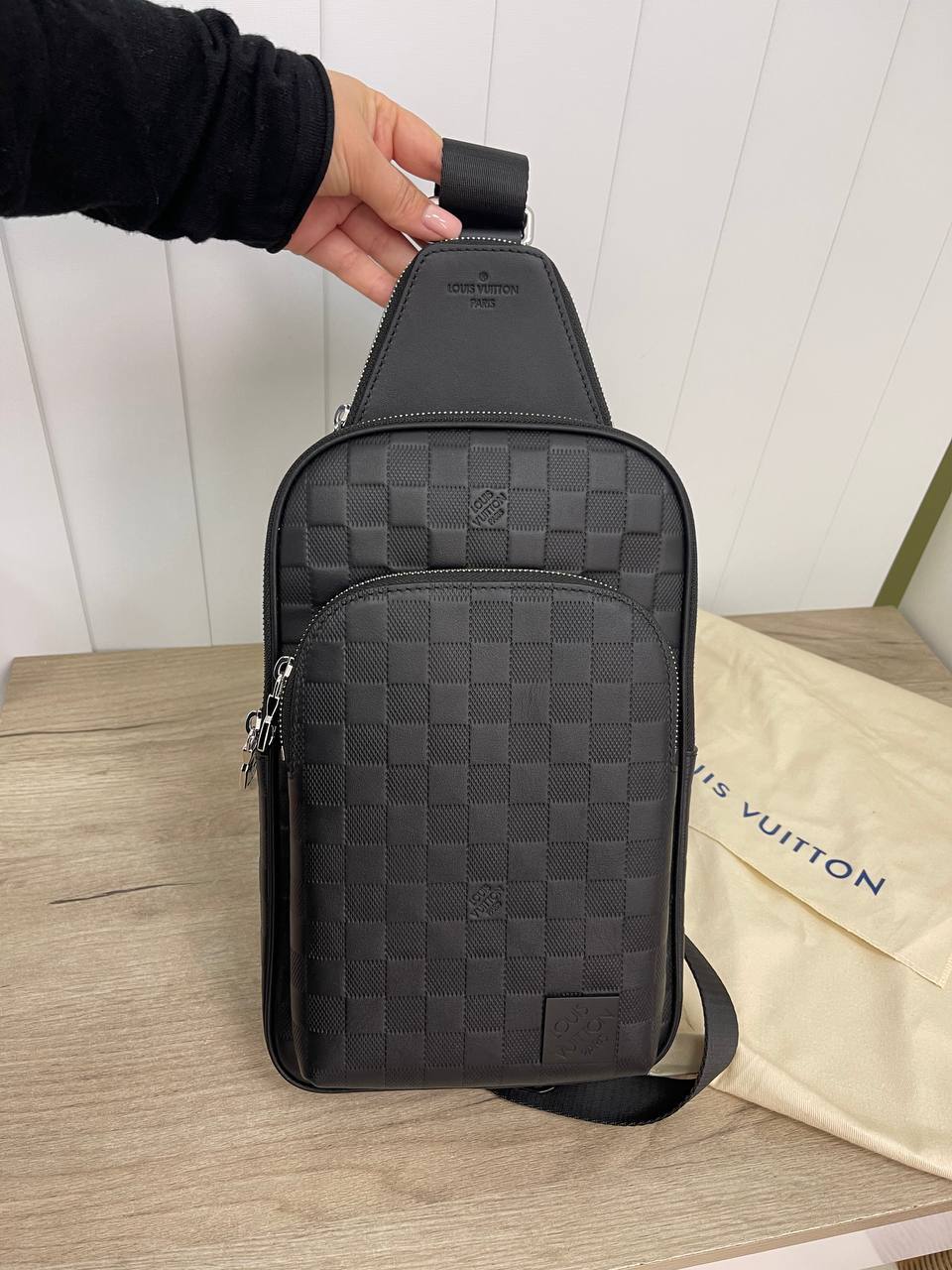 Сумка-слинг элегантная Louis Vuitton BP-27118 Сумка-слинг элегантная Louis Vuitton BP-27118