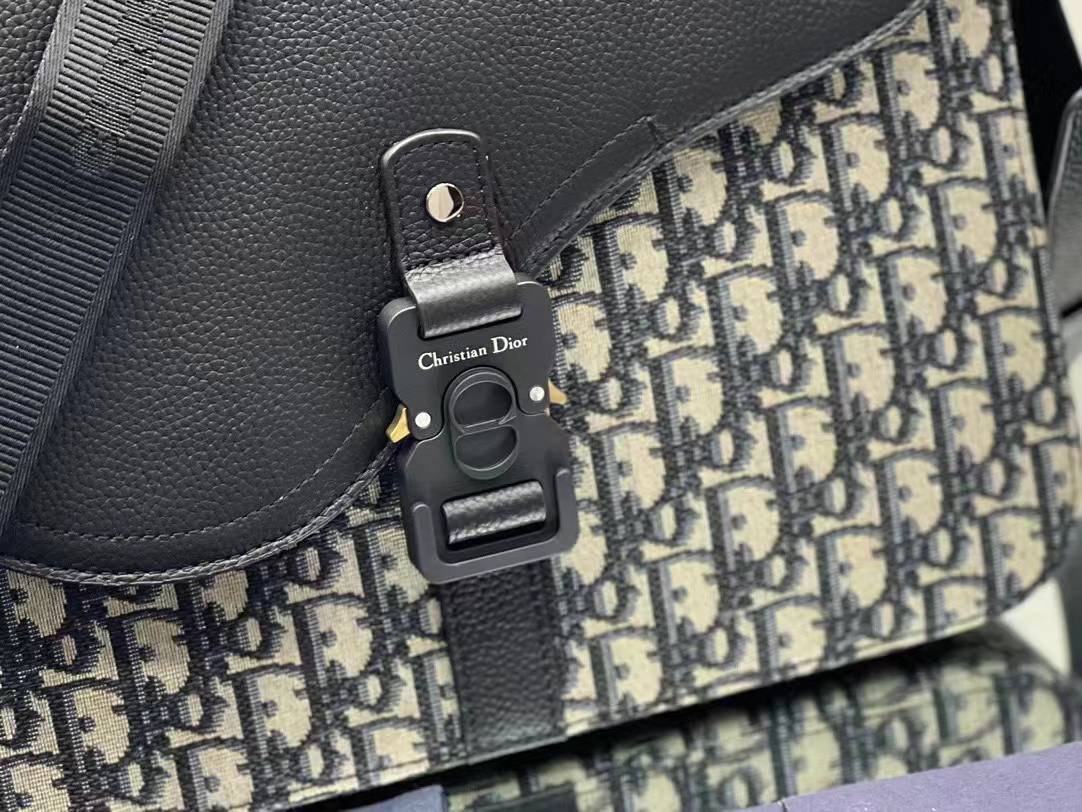 Christian Dior мессенджер стильный BP-36262 Christian Dior мессенджер стильный BP-36262