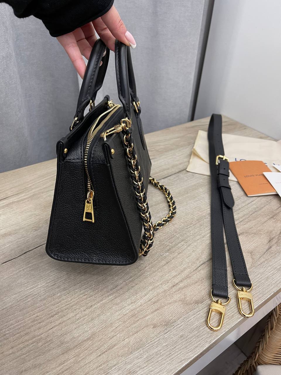 Элегантная женская сумка Louis Vuitton BP-45552 Элегантная женская сумка Louis Vuitton BP-45552