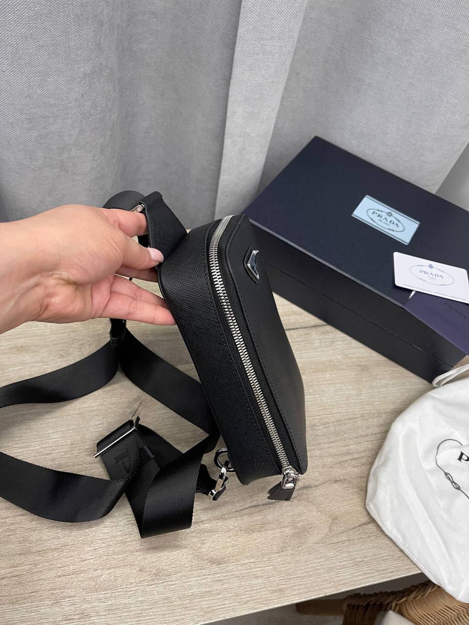 Сумка-слинг Prada люкс BP-47985 Сумка-слинг Prada люкс BP-47985