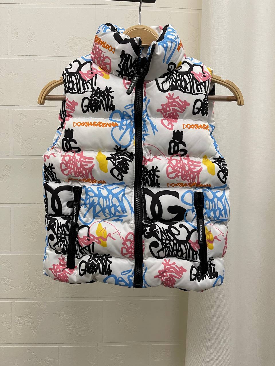 Жилет Dolce & Gabbana коллекционный BP-46400 Жилет Dolce & Gabbana коллекционный BP-46400