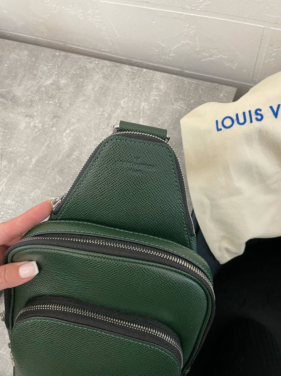 Слинг-сумка элегантная Louis Vuitton BP-42710 Слинг-сумка элегантная Louis Vuitton BP-42710