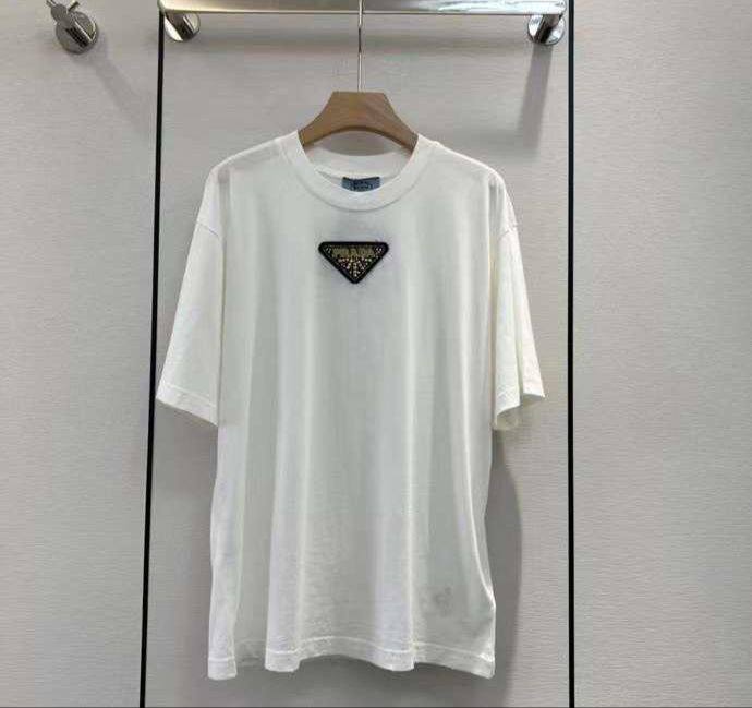 Повседневная футболка Prada BP-25263 Повседневная футболка Prada BP-25263