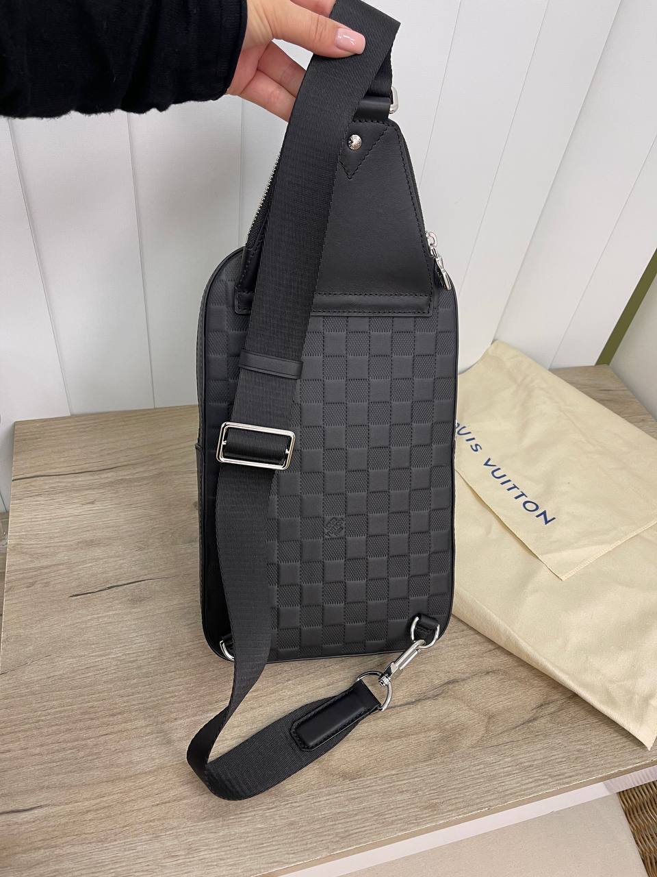 Сумка-слинг элегантная Louis Vuitton BP-27118 Сумка-слинг элегантная Louis Vuitton BP-27118