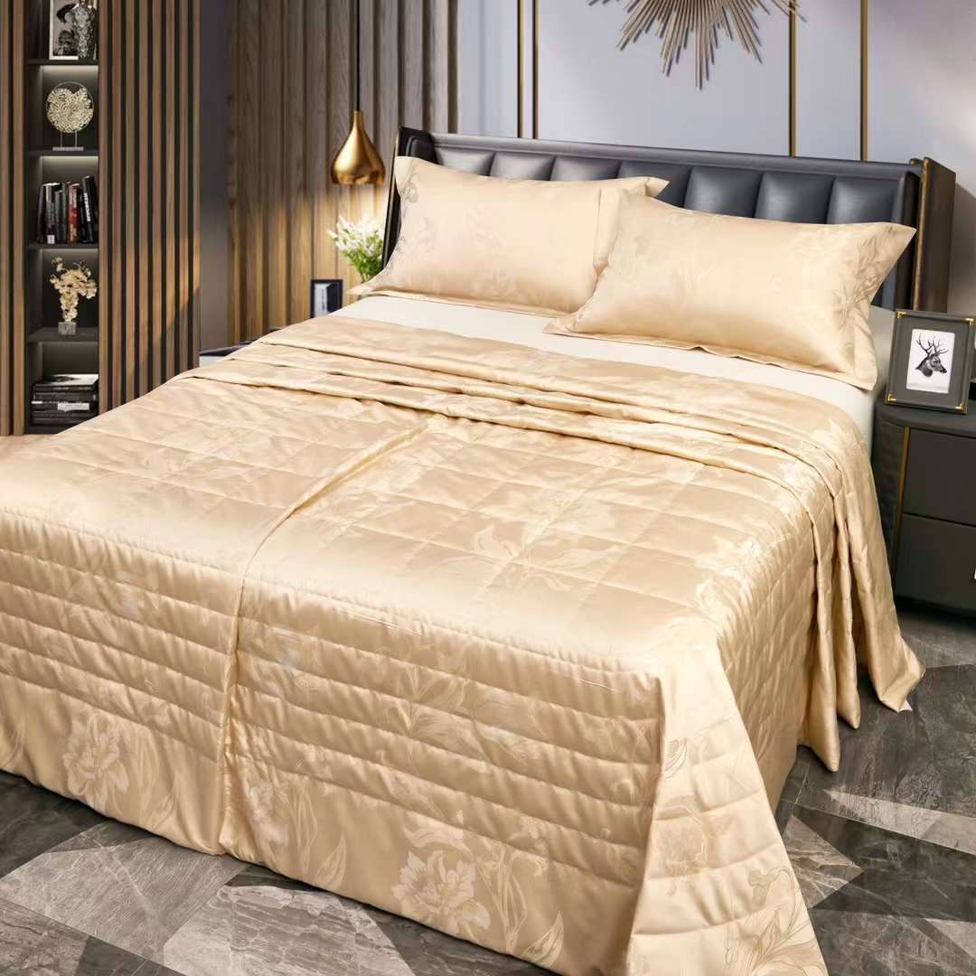 Покрывало Blumarine дизайнерское BP-42444 Покрывало Blumarine дизайнерское BP-42444