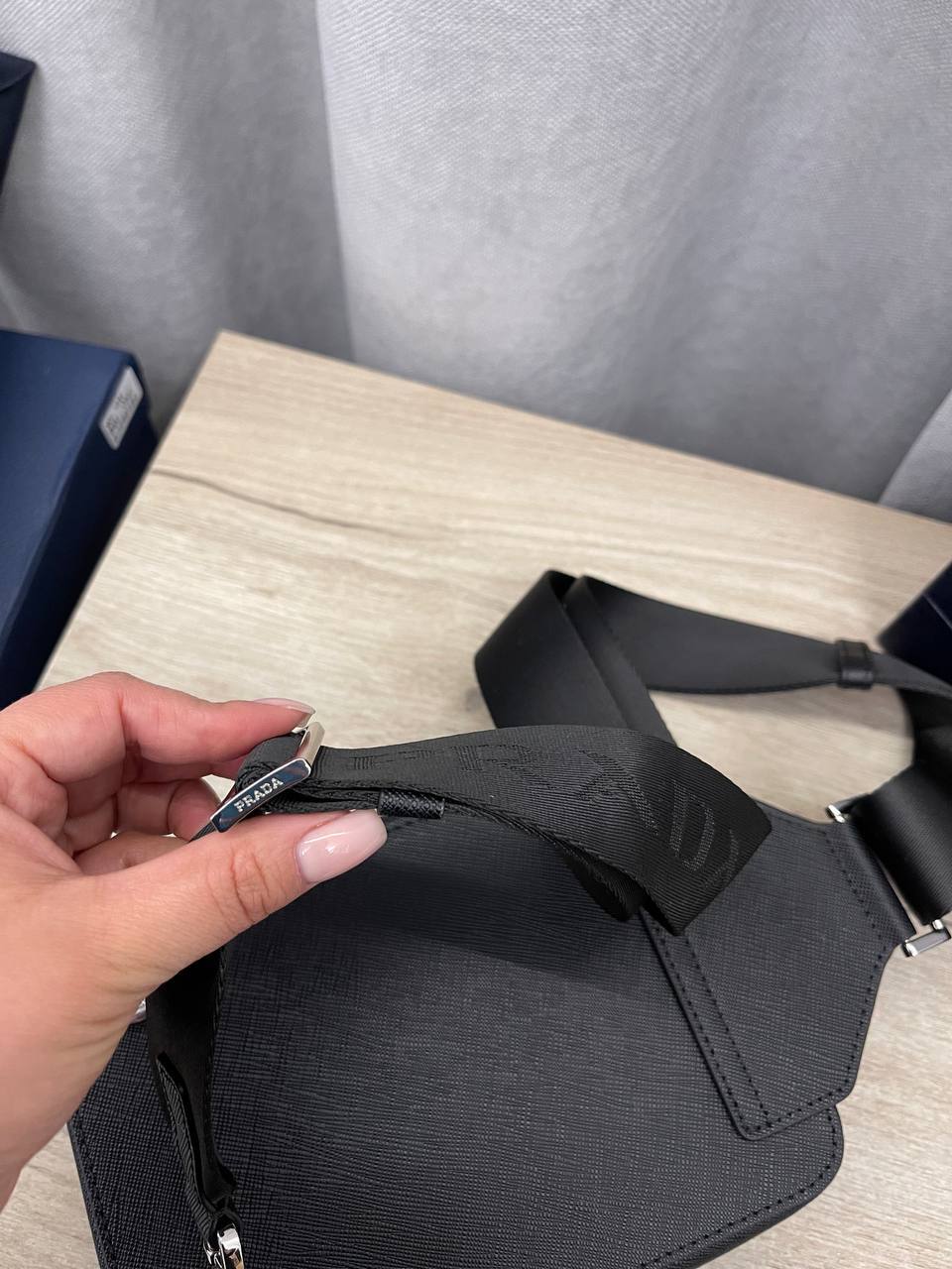 Сумка-слинг Prada люкс BP-47985 Сумка-слинг Prada люкс BP-47985