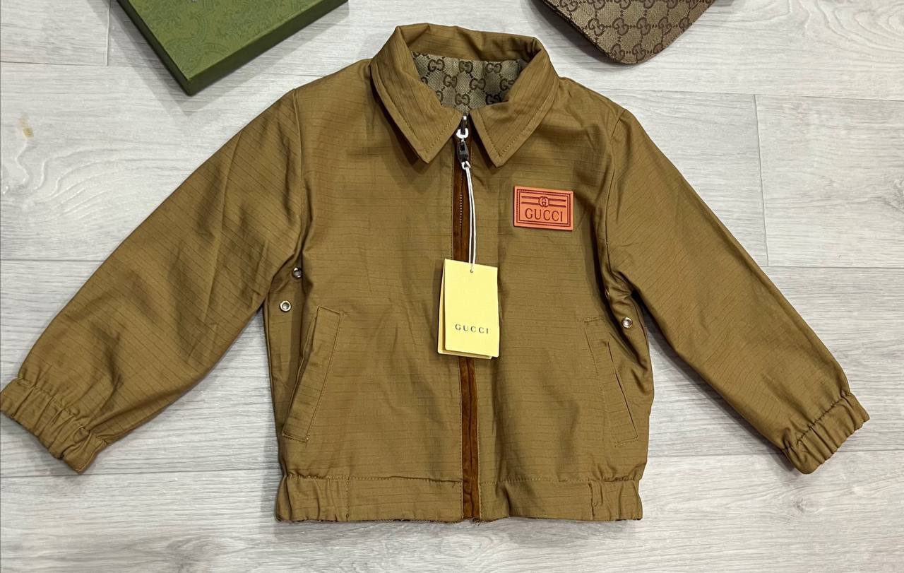 Ветровка двухсторонняя Gucci BP-36974 Ветровка двухсторонняя Gucci BP-36974