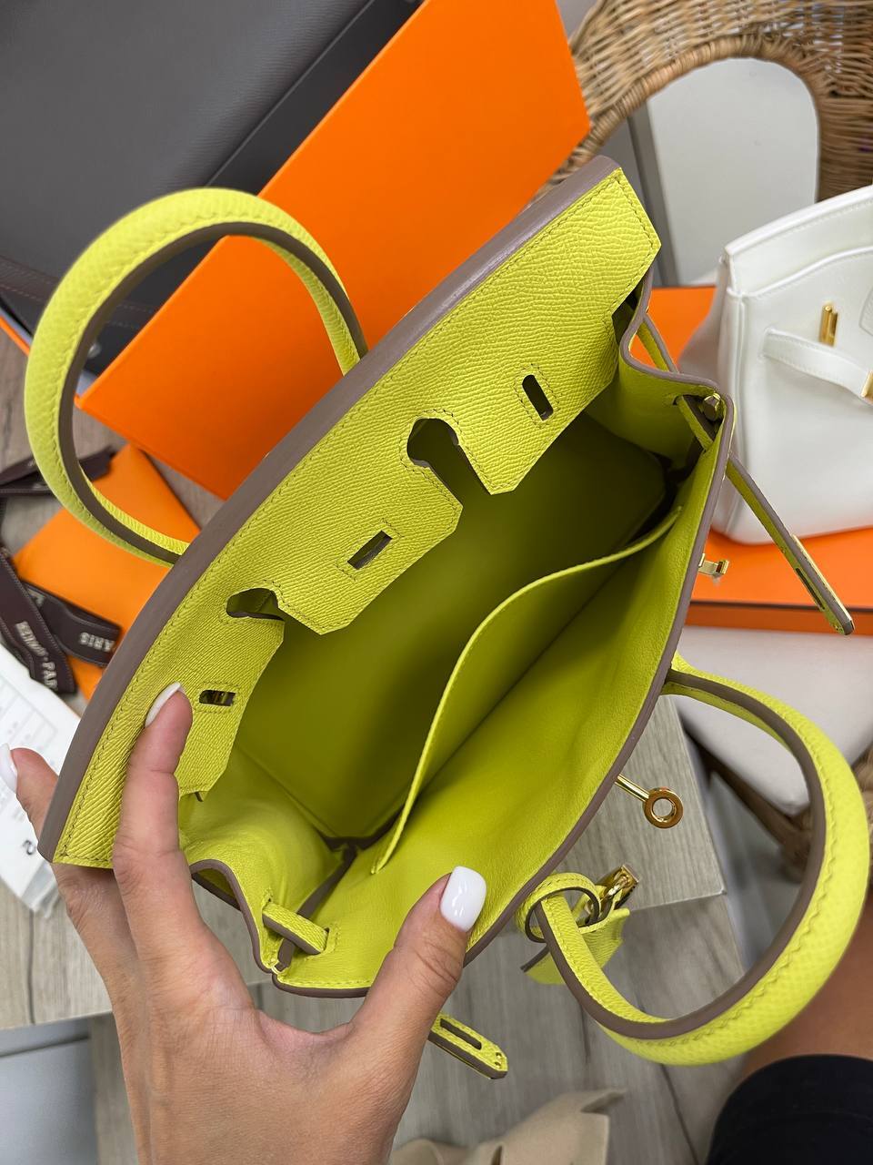 Сумка женская коллекционная Hermes Birkin 25 cm, Epsom Color Soufre BP-15589 Сумка женская коллекционная Hermes Birkin 25 cm, Epsom Color Soufre BP-15589