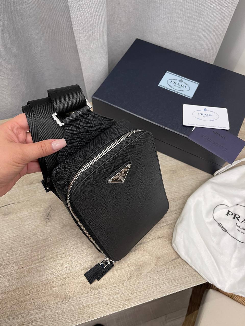 Сумка-слинг Prada люкс BP-47985 Сумка-слинг Prada люкс BP-47985