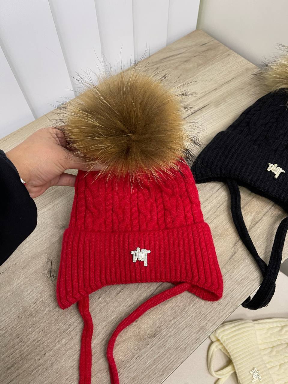 Шапка стильная Christian Dior BP-22574 Шапка стильная Christian Dior BP-22574