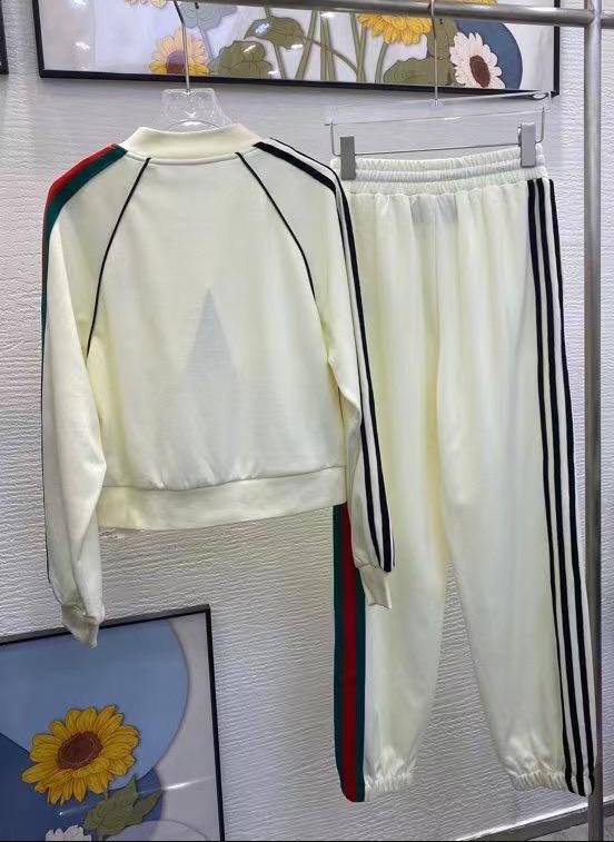 Коллекционный спортивный костюм Gucci BP-17745 Коллекционный спортивный костюм Gucci BP-17745