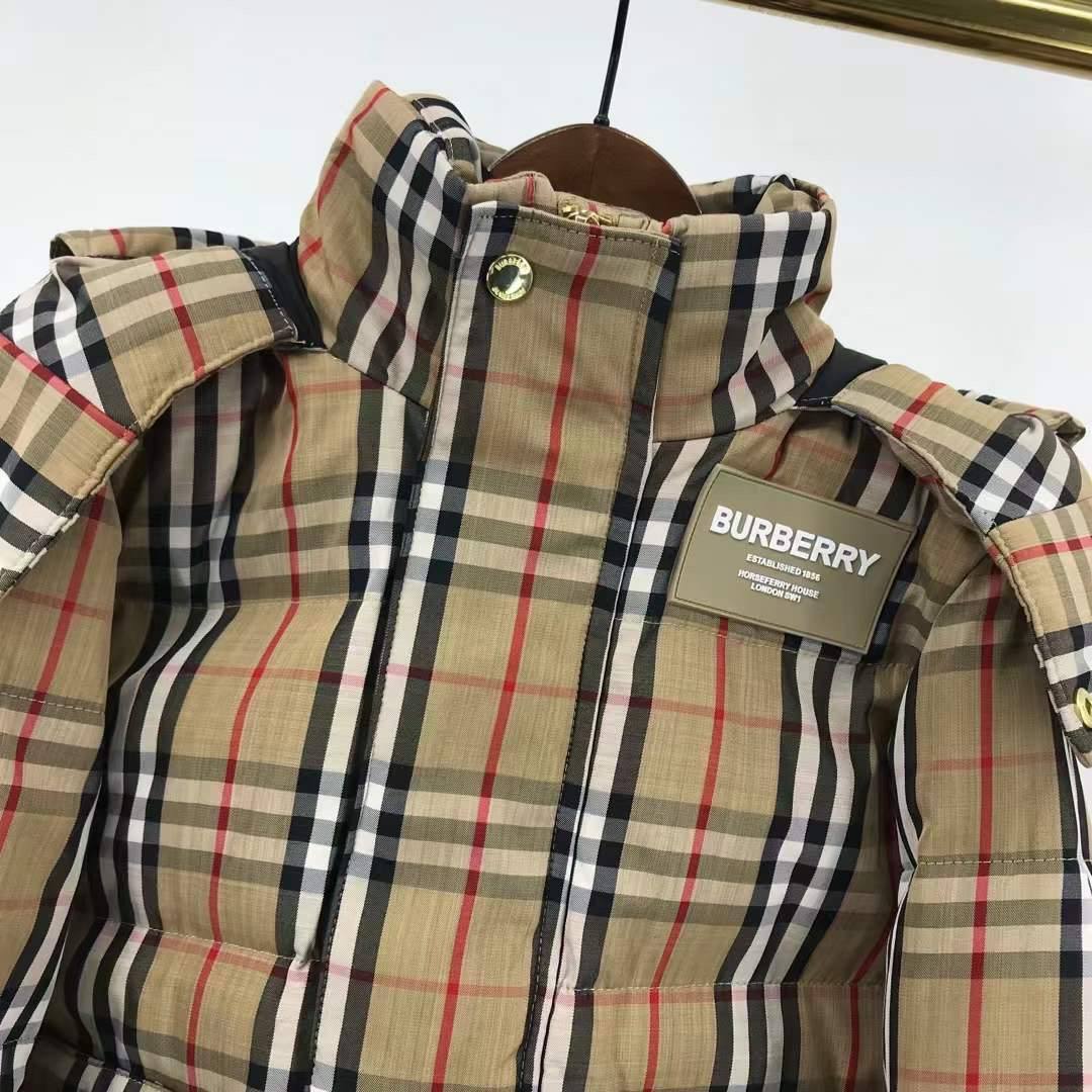 Пуховик премиальный Burberry BP-25428 Пуховик премиальный Burberry BP-25428
