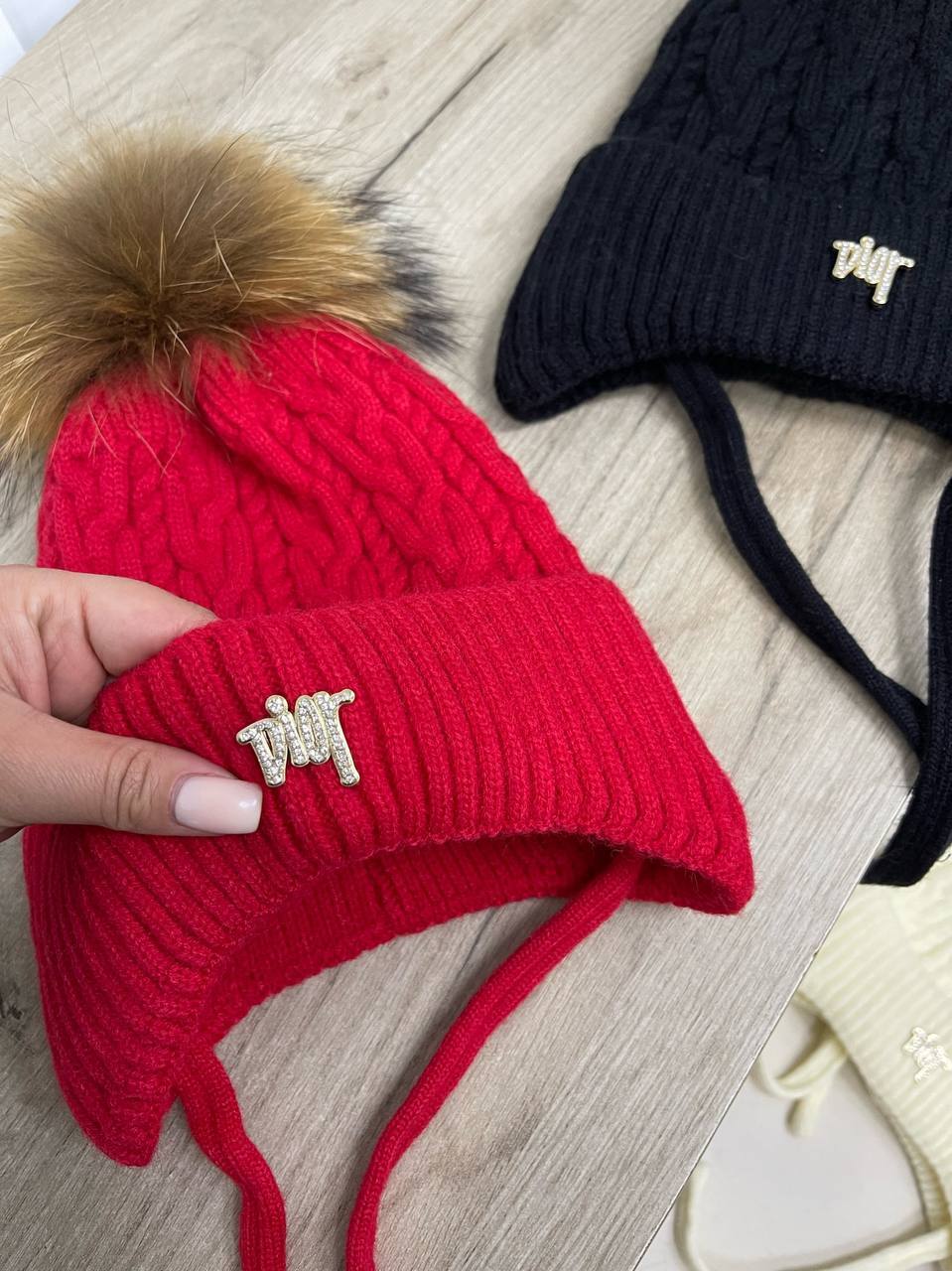 Шапка стильная Christian Dior BP-22574 Шапка стильная Christian Dior BP-22574