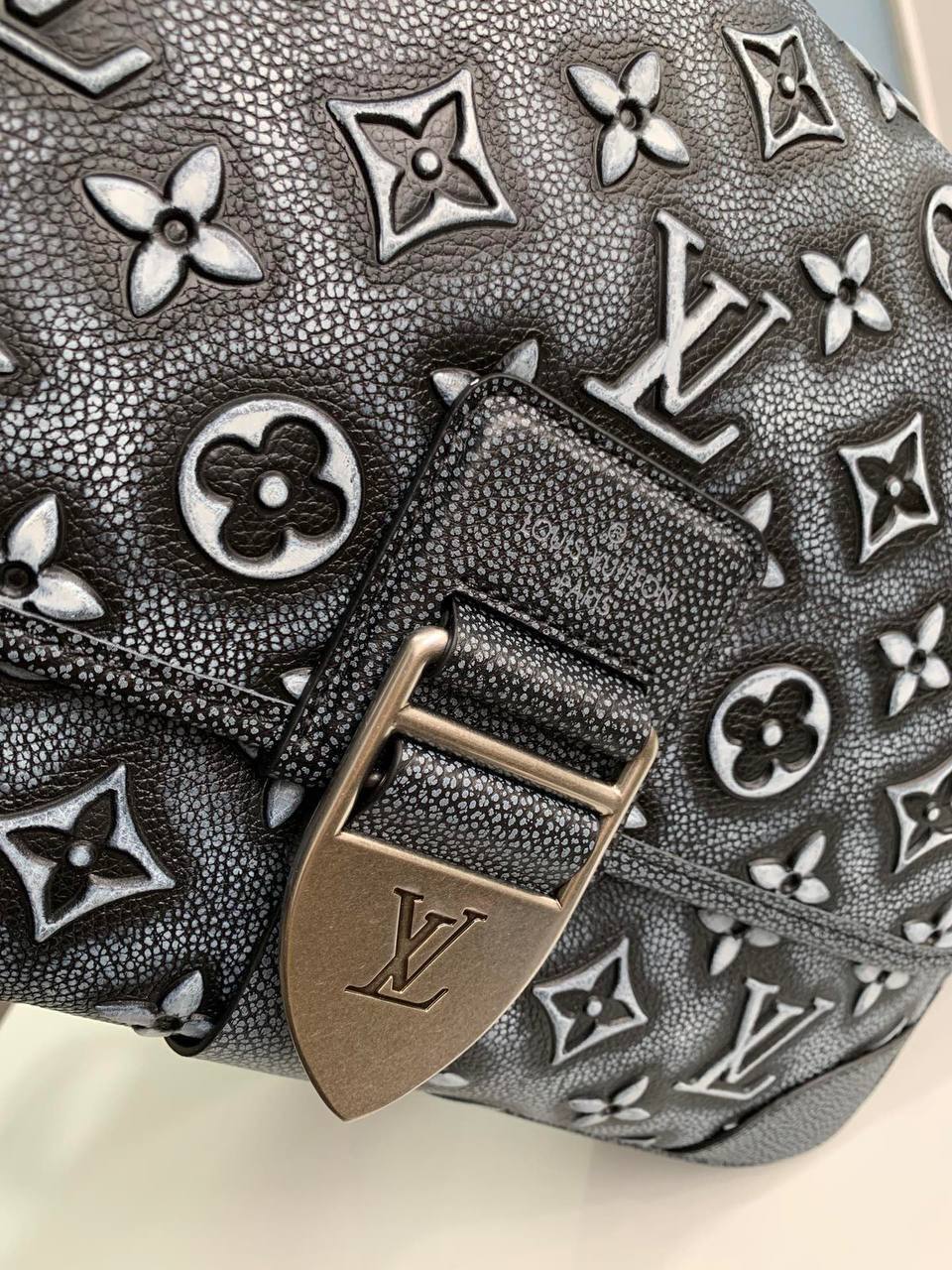 Мессенджер люкс Louis Vuitton BP-29359 Мессенджер люкс Louis Vuitton BP-29359