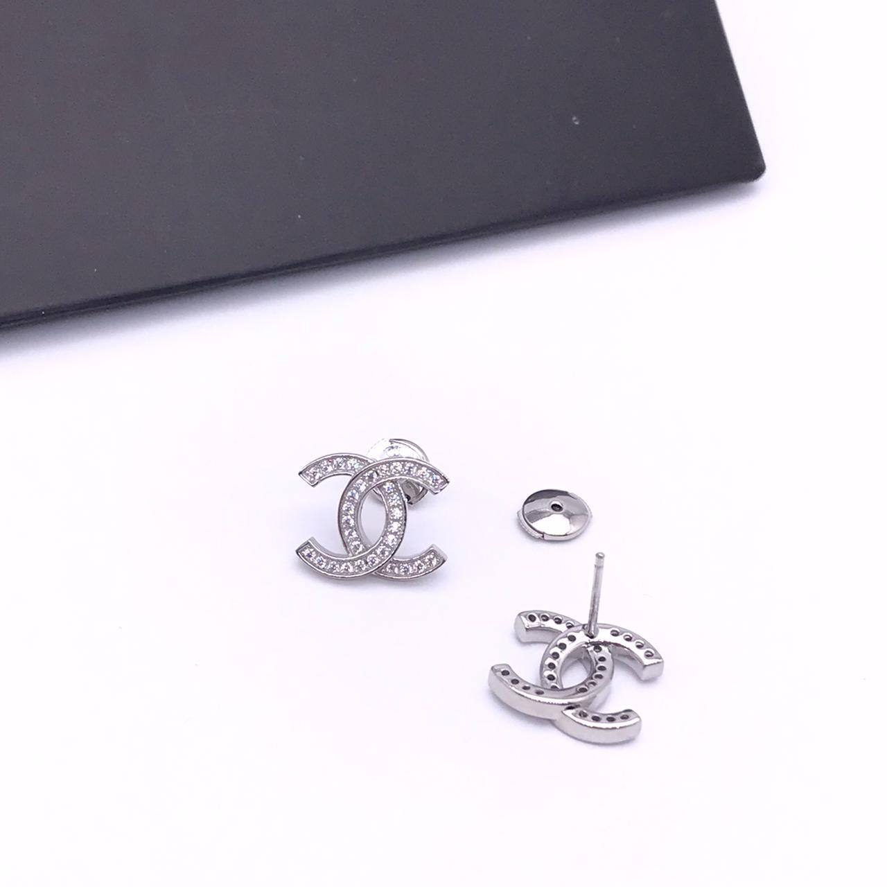 Трендовые серьги Chanel BP-14479 Трендовые серьги Chanel BP-14479