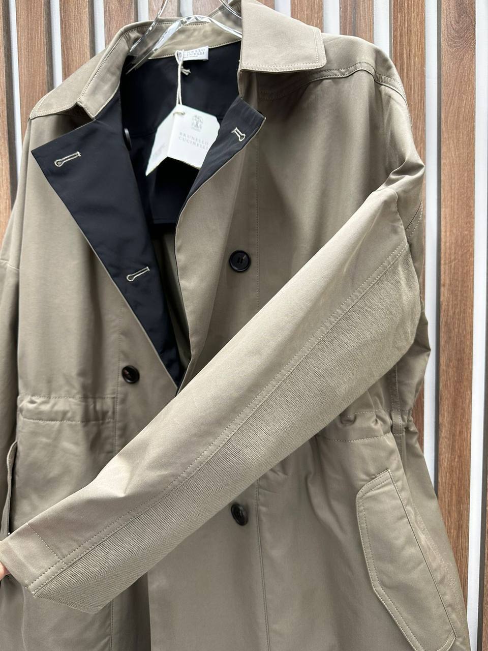 Дизайнерский плащ BC BP-33355 Дизайнерский плащ BC BP-33355