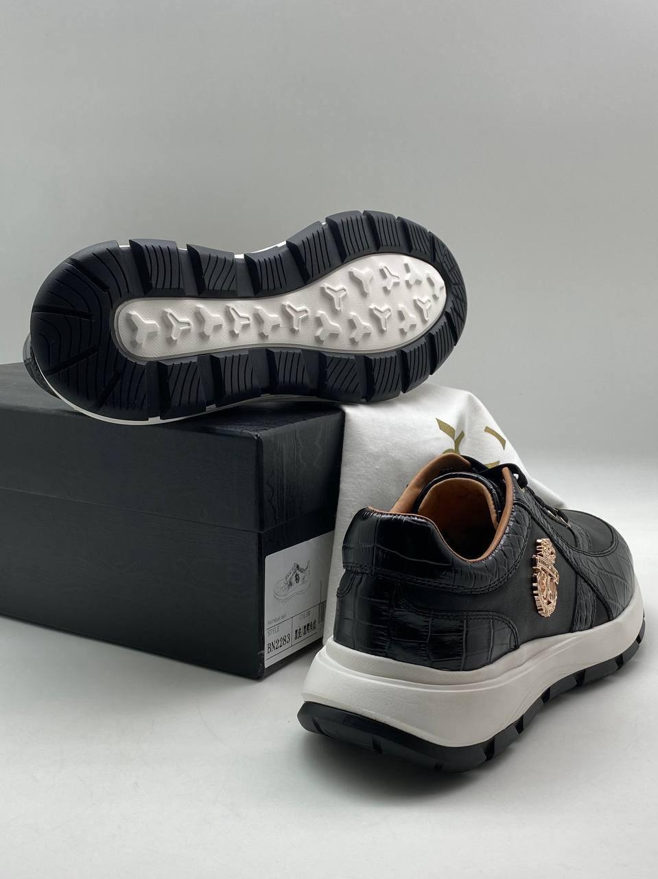 Кроссовки Billionaire с золотистым лого BP-44210 Кроссовки Billionaire с золотистым лого BP-44210