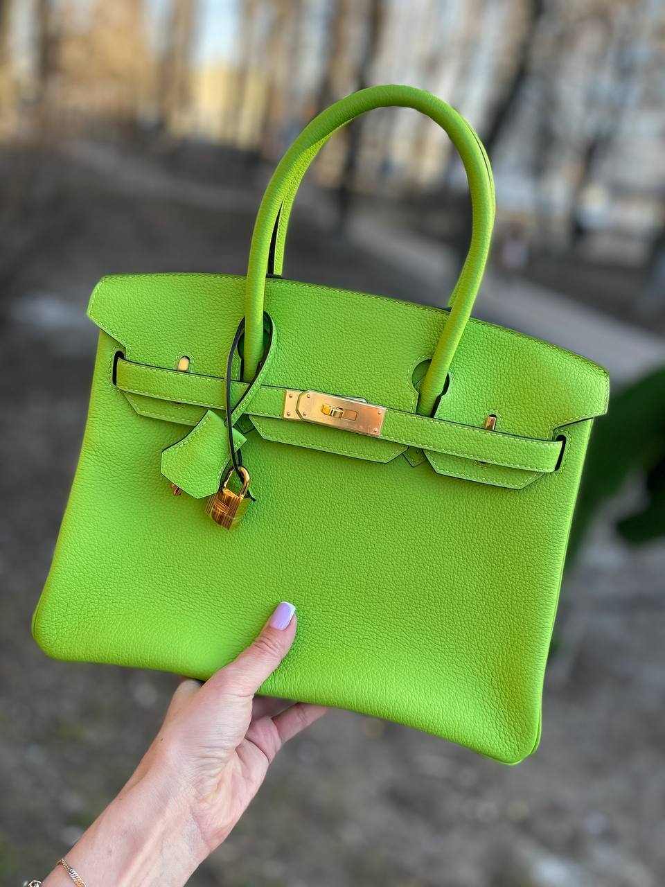 Женская коллекционная сумка Birkin 30, с фурнитурой GHW Hermes BP-31502 Женская коллекционная сумка Birkin 30, с фурнитурой GHW Hermes BP-31502