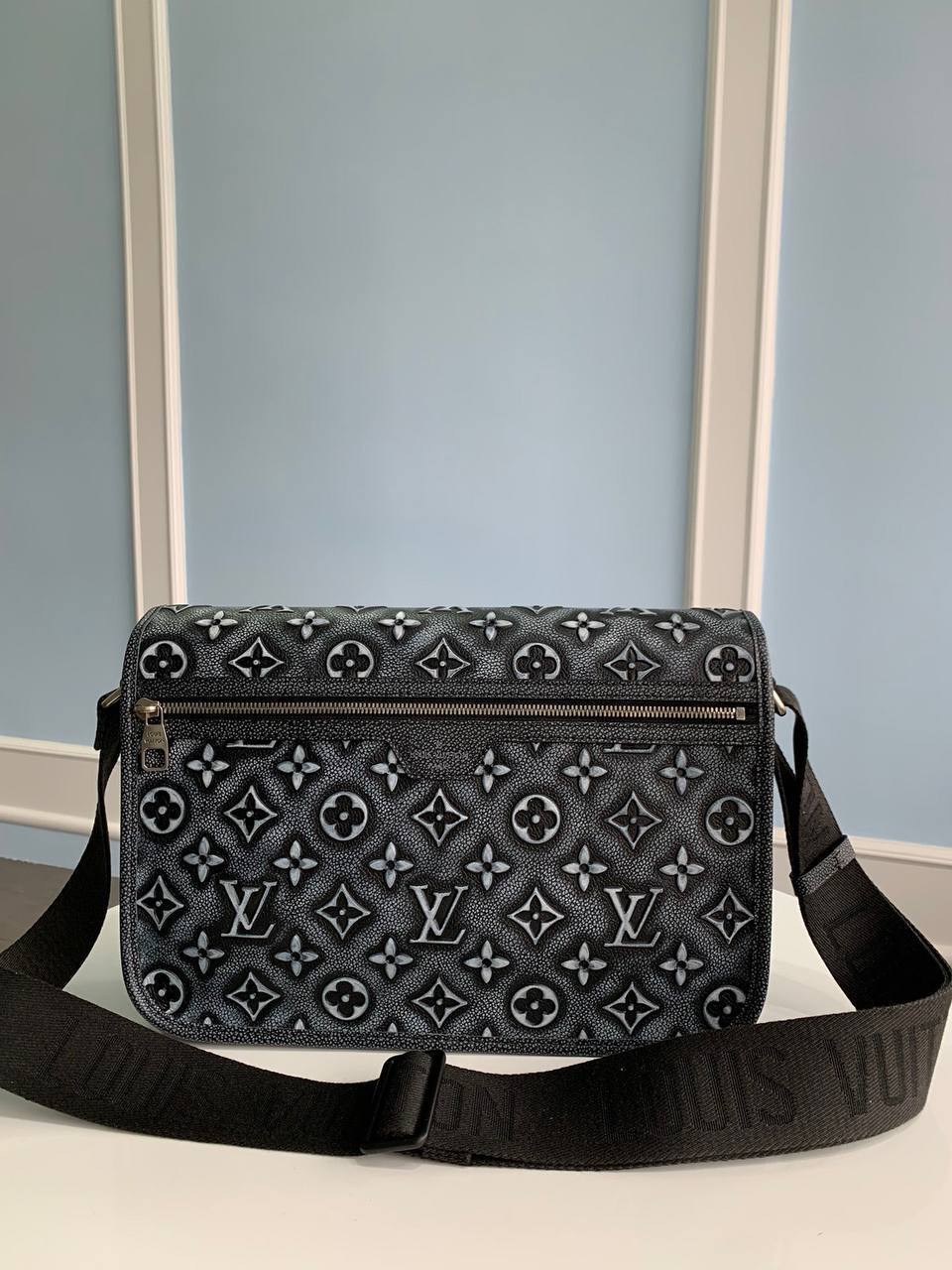 Мессенджер люкс Louis Vuitton BP-29359 Мессенджер люкс Louis Vuitton BP-29359