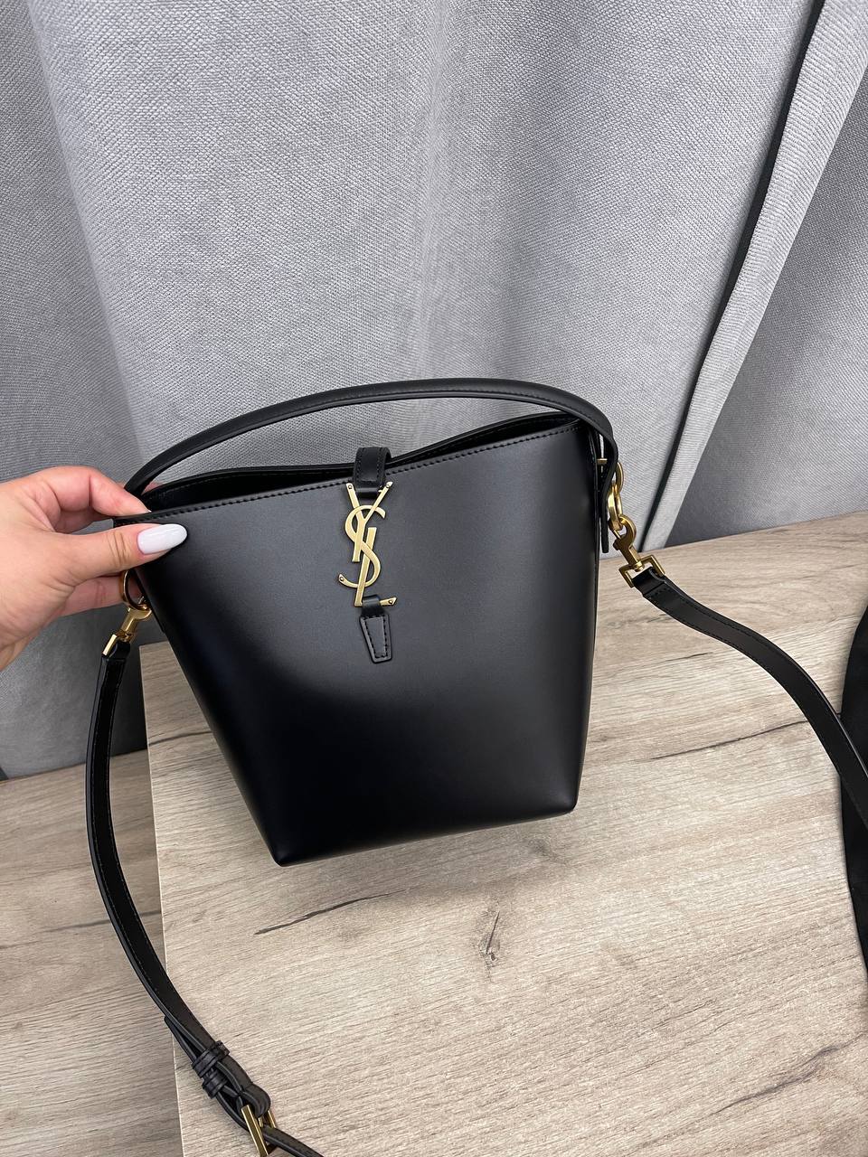 Коллекционная сумка Yves Saint Laurent BP-42155 Коллекционная сумка Yves Saint Laurent BP-42155