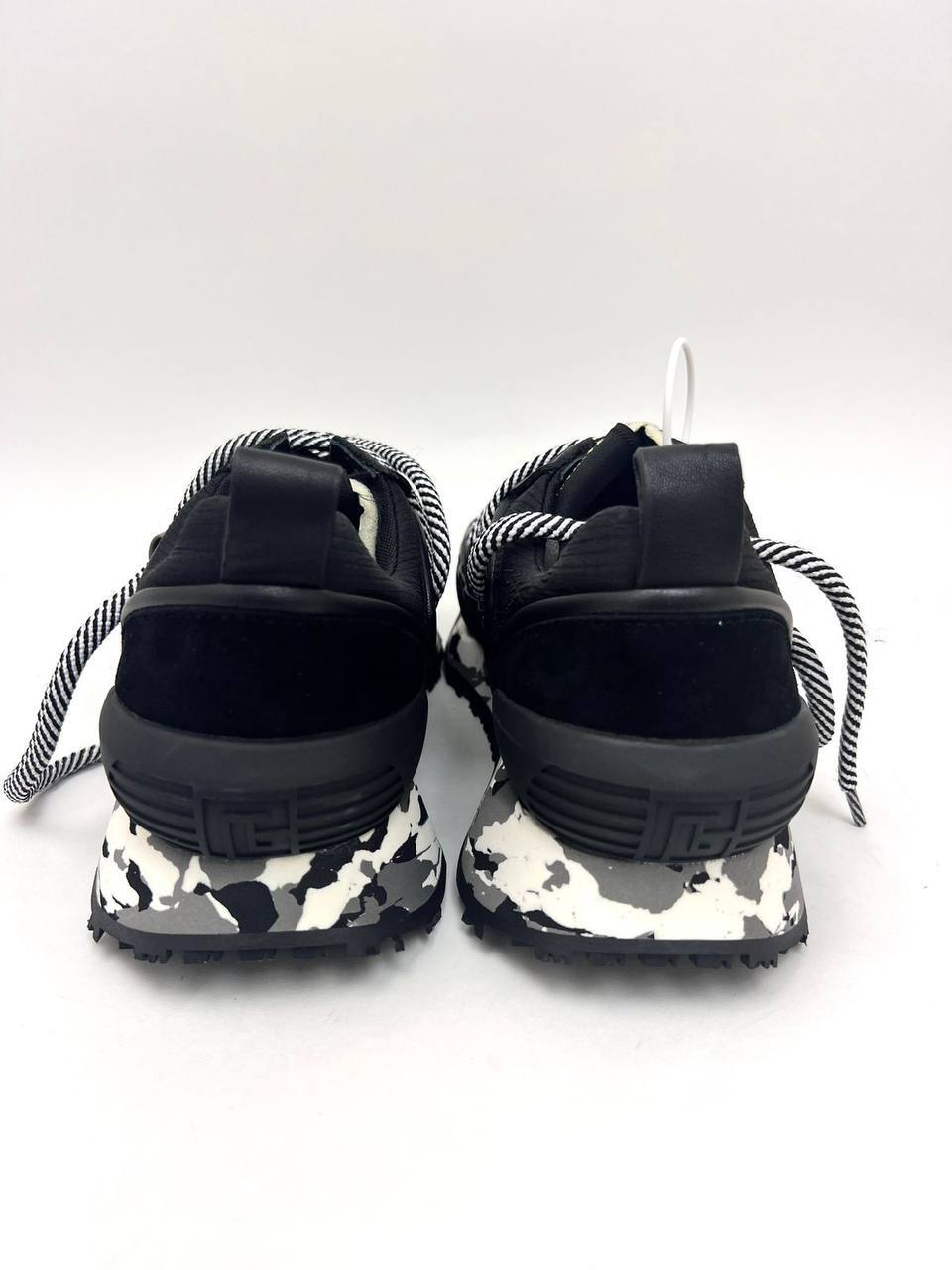 Дизайнерские кроссовки Balmain BP-53618 Дизайнерские кроссовки Balmain BP-53618