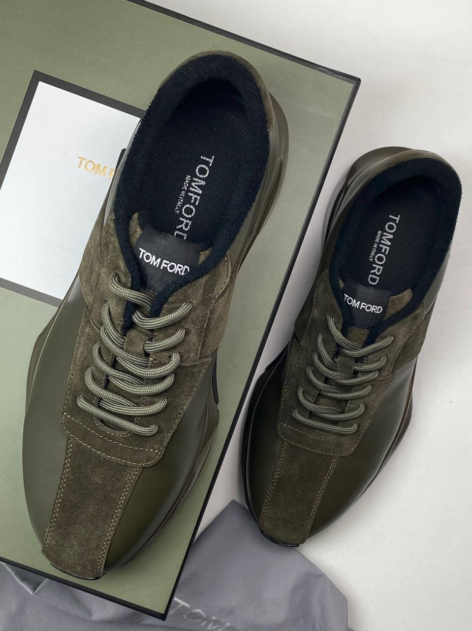 Tom Ford стильные кроссовки BP-45622 Tom Ford стильные кроссовки BP-45622