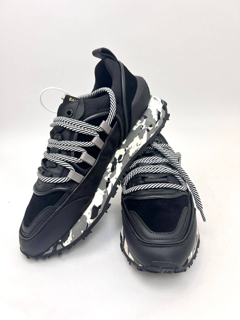 Дизайнерские кроссовки Balmain BP-53618 Дизайнерские кроссовки Balmain BP-53618