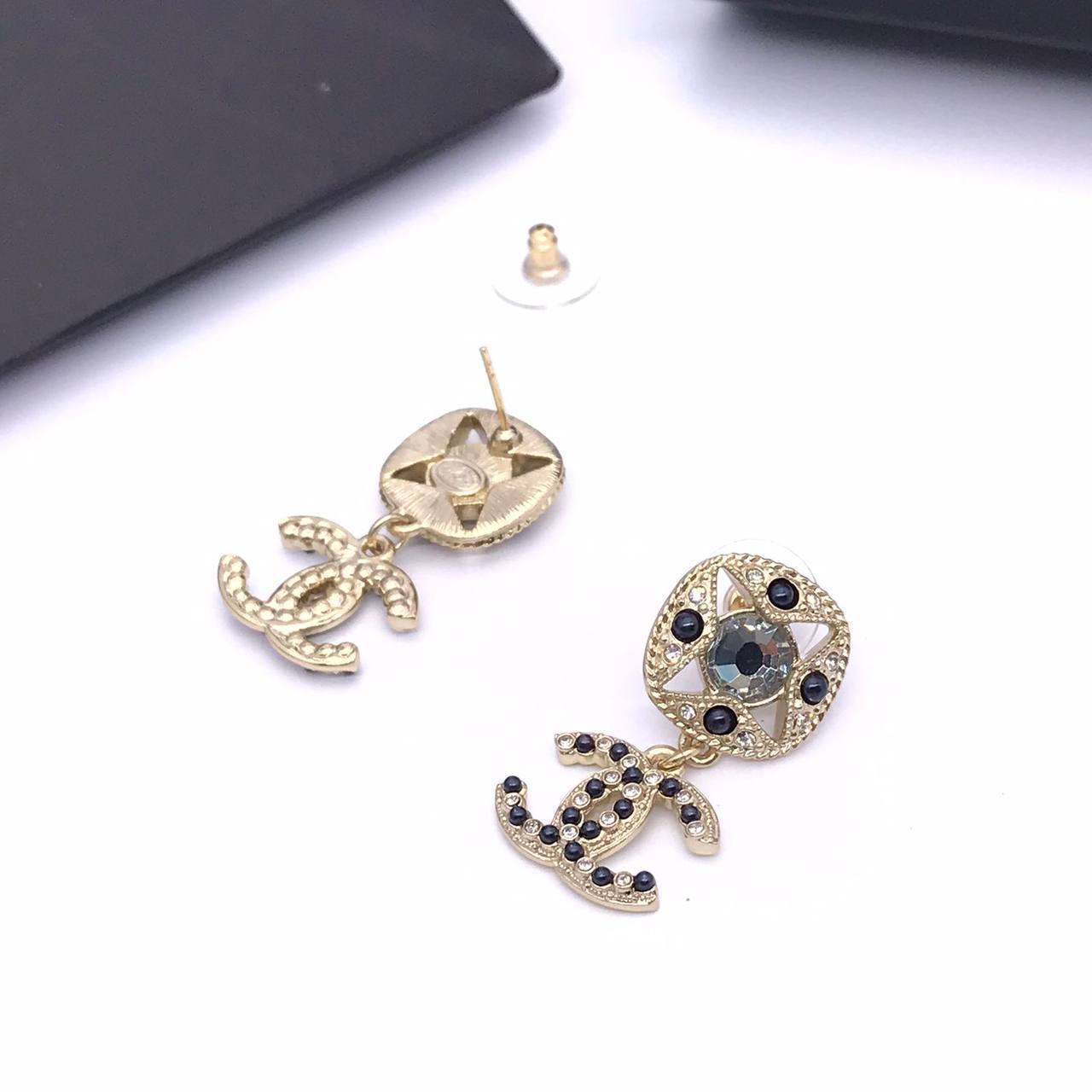 Элегантные серьги Chanel BP-14953 Элегантные серьги Chanel BP-14953