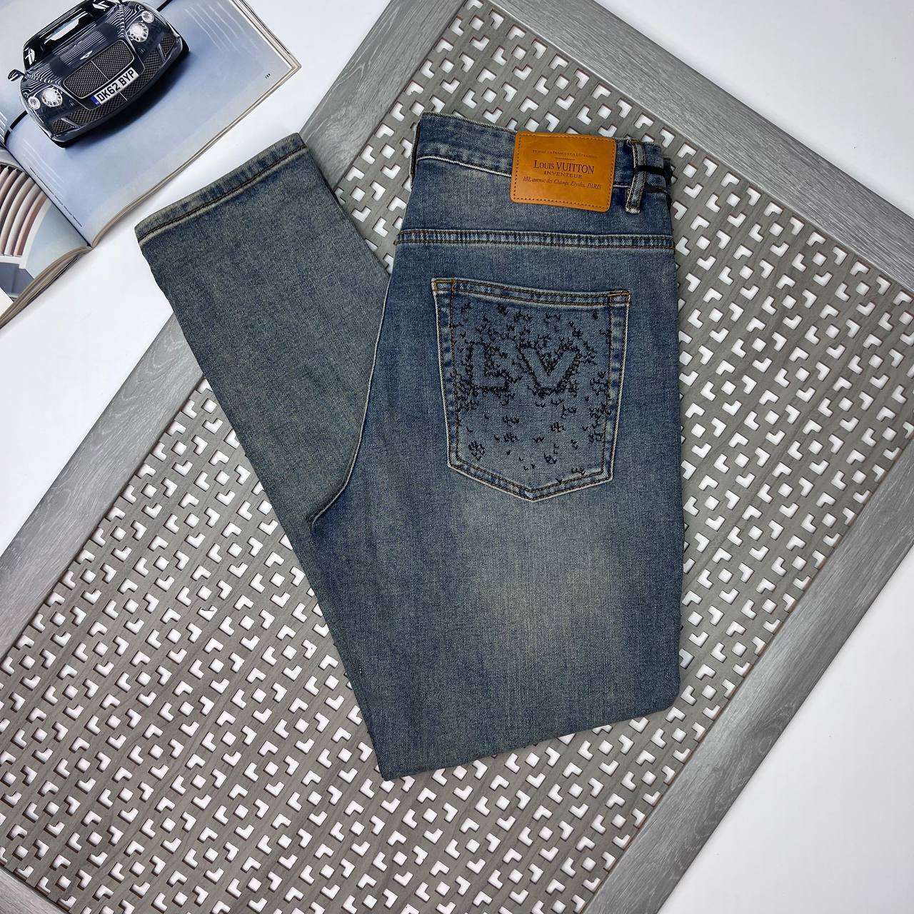 Джинсы премиальные Louis Vuitton BP-19199 Джинсы премиальные Louis Vuitton BP-19199